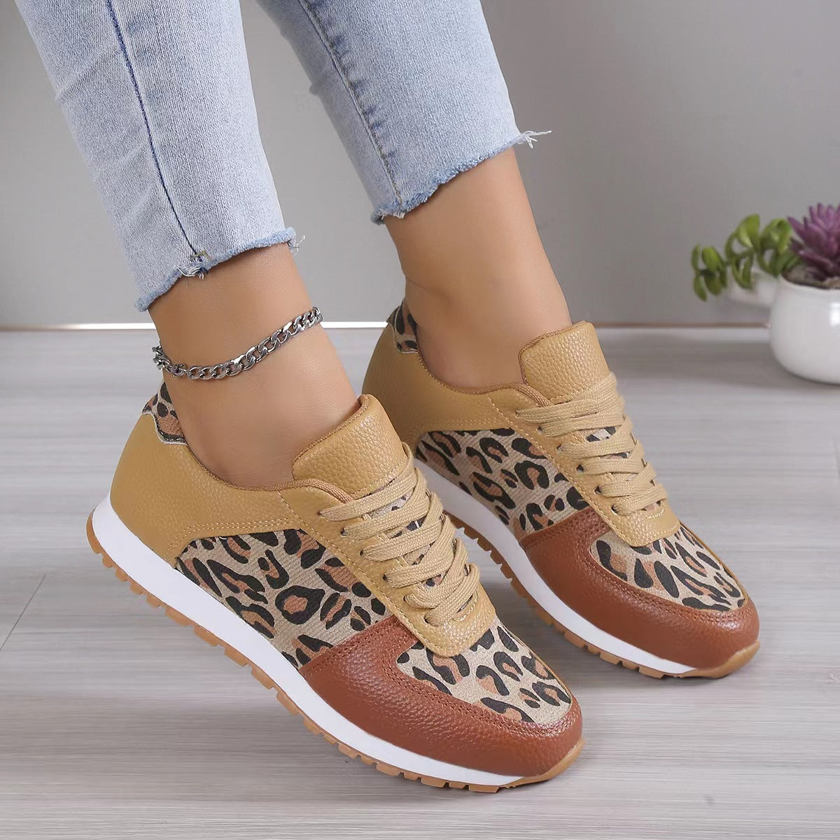 Women's Fashion Leopard Print Lace-Up Sneakers - Casual Running Walking Shoes for Women - Perfect for Gym, Workout, and Everyday Wear