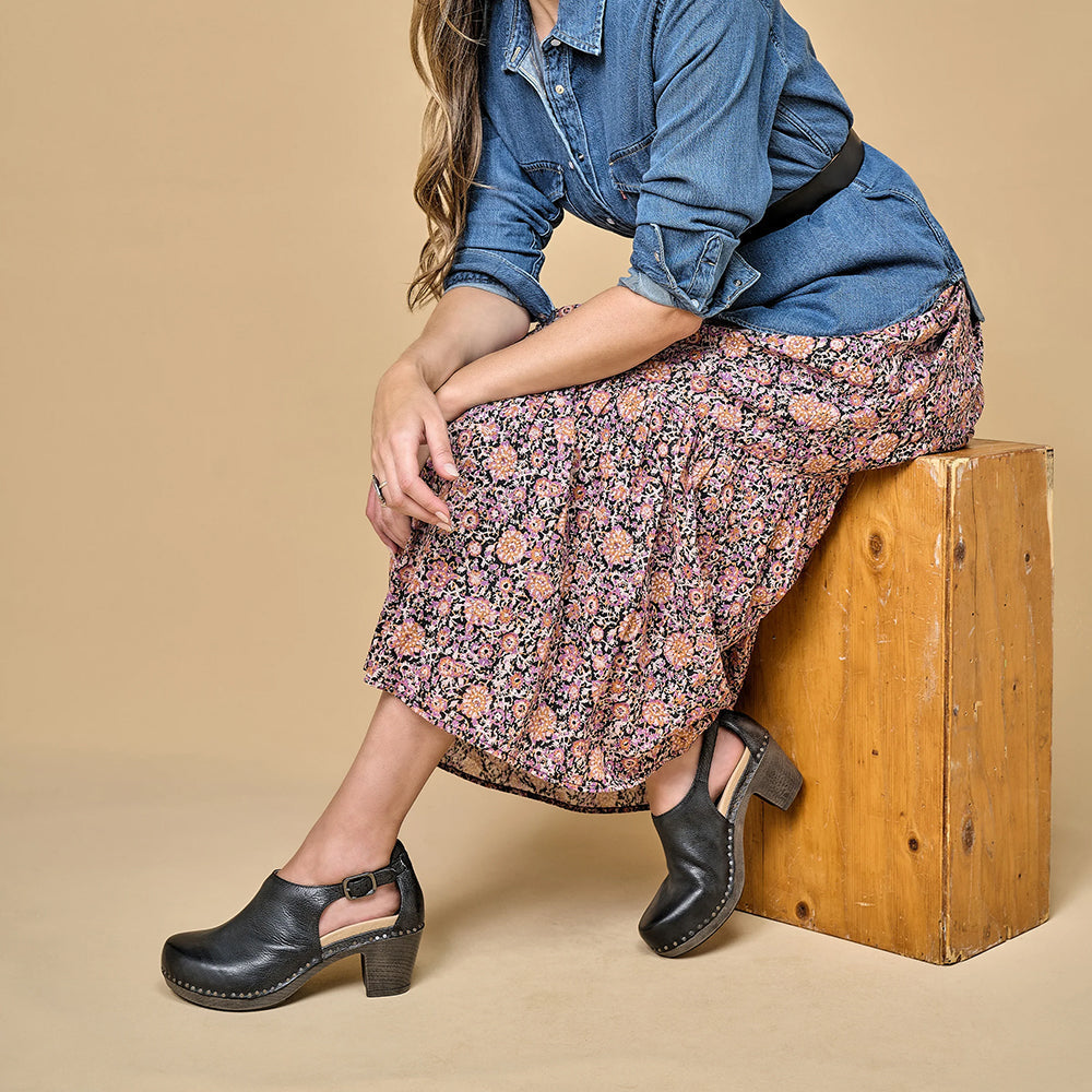 Sassy Women's Fashion Tops & Dresses - Trendy & Comfortable Outfits for Casual Wear, Work & Date Nights