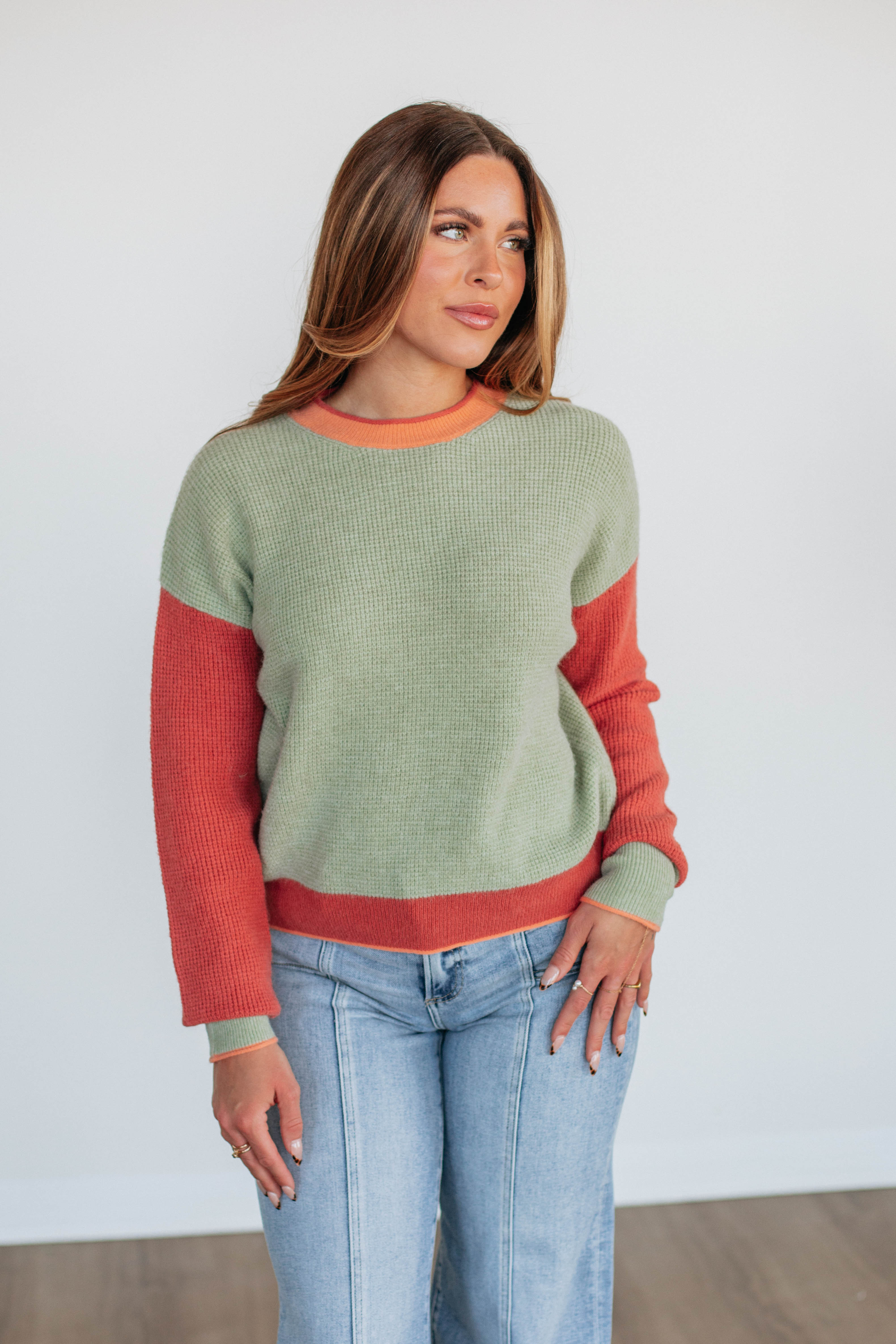 Colorblock Knit Sweater for Women - Stylish Thyme Green Pullover for Casual Outings & Cozy Fall Fashion