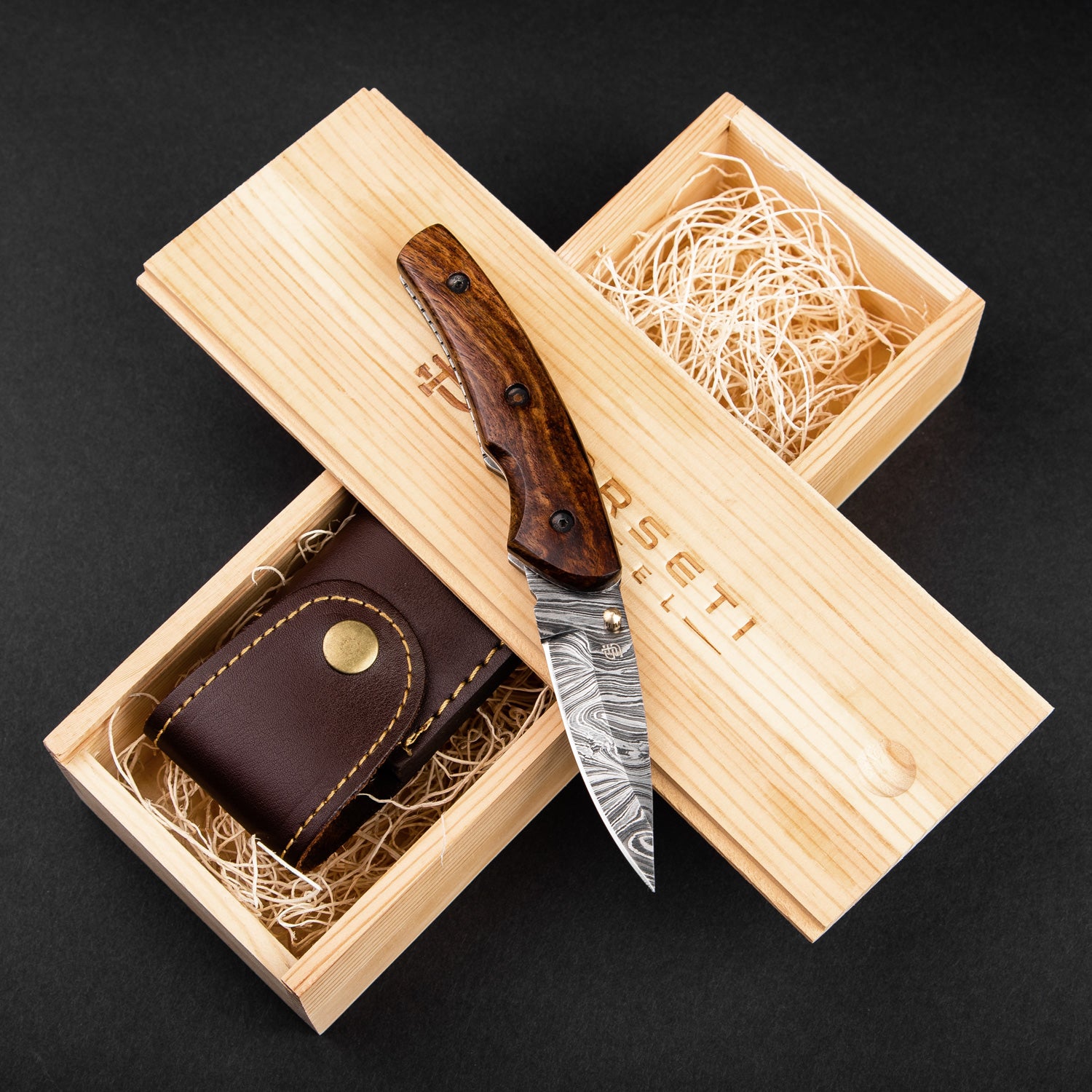 Premium Damascus Steel Liner Lock Folding Pocket Knife - Londoner Collection - Perfect for Camping, Hiking & Everyday Carry (EDC)