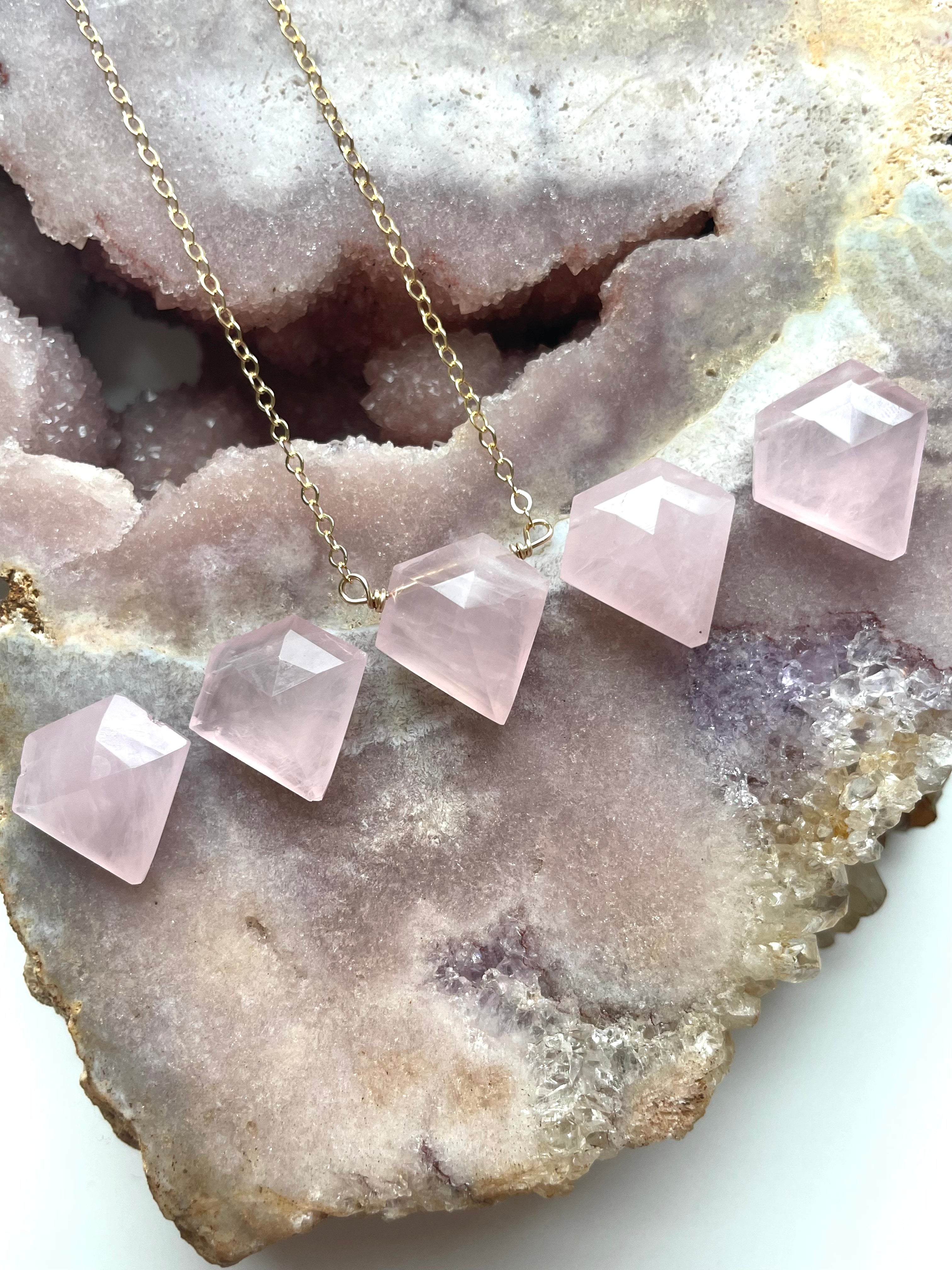 Rose Quartz Crystal Necklace for Healing & Love - Silver or Gold Filled Pendant for Women - Perfect for Meditation, Energy Healing & Spiritual Gifts