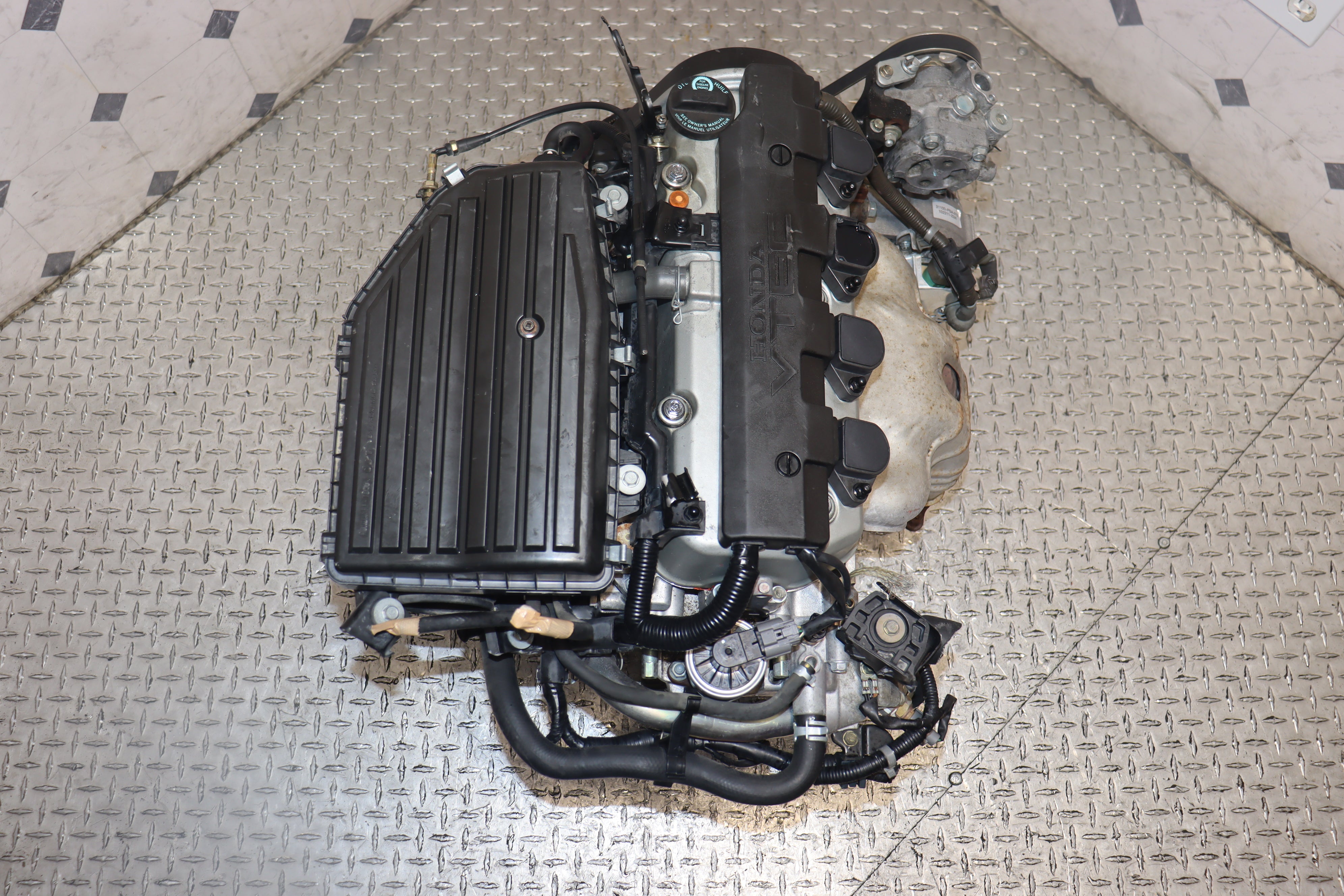 JDM D17A 1.7L VTEC Engine for Honda Civic 2001-2005 - High Performance Replacement Motor - Perfect for Engine Swap & Civic Upgrades