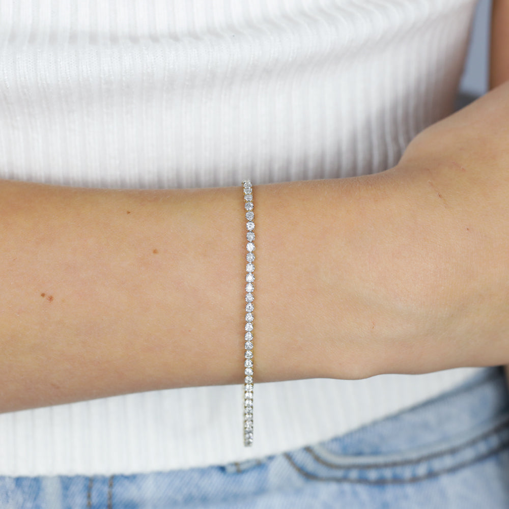 2 Carat Diamond Tennis Bracelet 17cm in 10K Yellow Gold - Elegant Jewelry for Women, Perfect for Weddings, Parties & Special Occasions