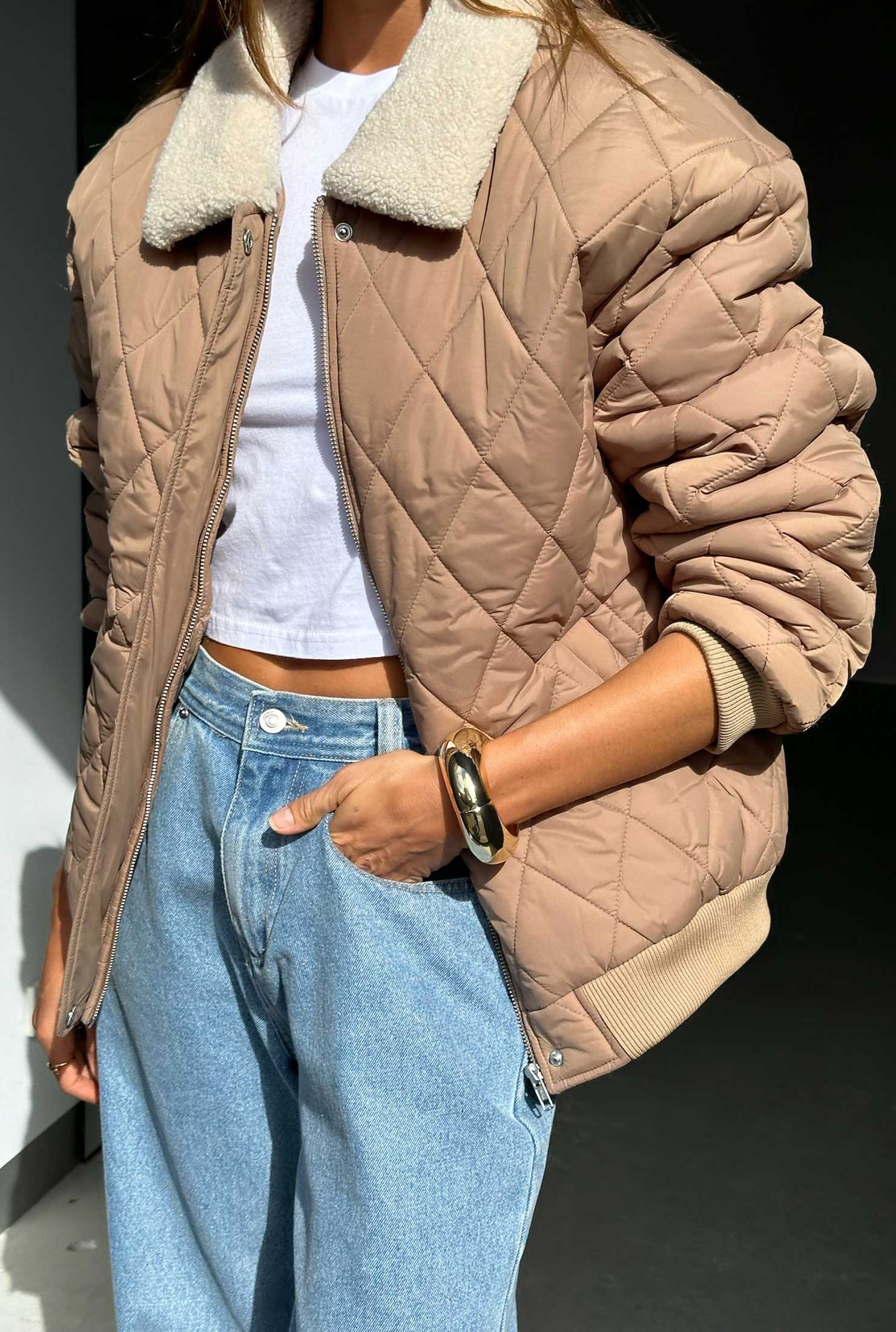 The Wells Taupe Jacket - Stylish & Comfortable Lightweight Outerwear for Men & Women | Perfect for Casual Outings, Travel & Outdoor Adventures