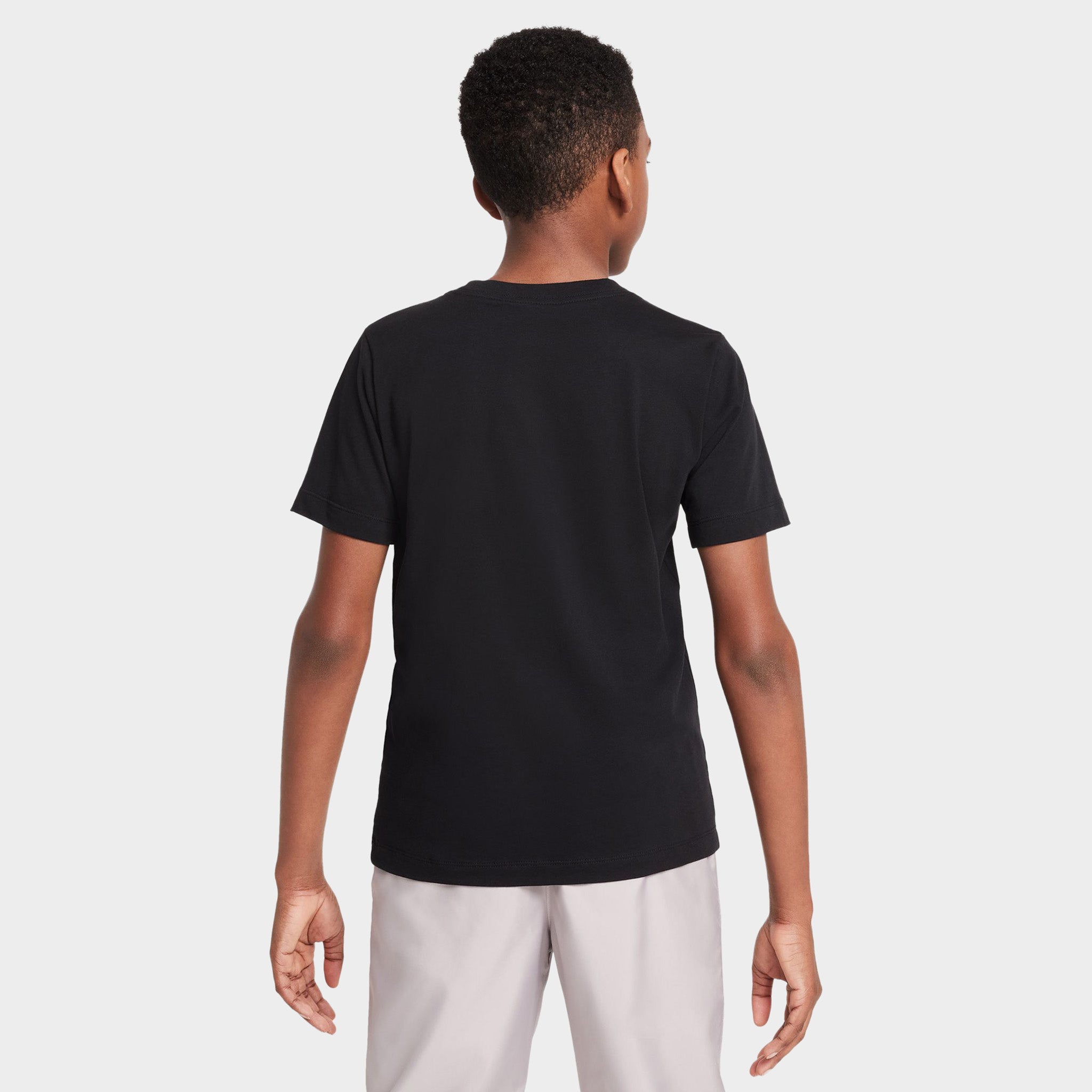Nike Sportswear Juniors' Shattered Graphic Tee - Black | Comfortable Cotton T-Shirt for Girls | Perfect for School, Sports & Casual Wear