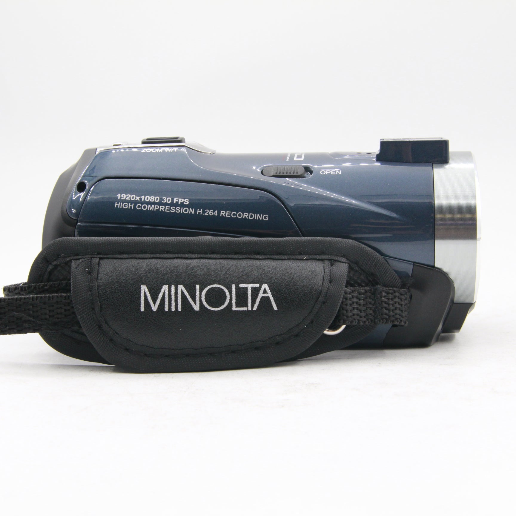 Minolta MN220NV Full HD Night Vision Camcorder with 16x Digital Zoom - Blue - Perfect for Home Security, Wildlife Observation & Nighttime Recording