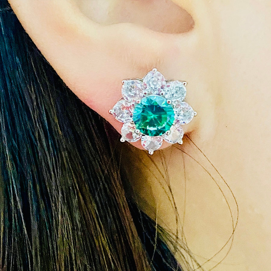 18K Platinum Emerald Flower Stud Earrings for Women - Elegant Floral Jewelry Gift for Birthday, Anniversary & Special Occasions | FME001