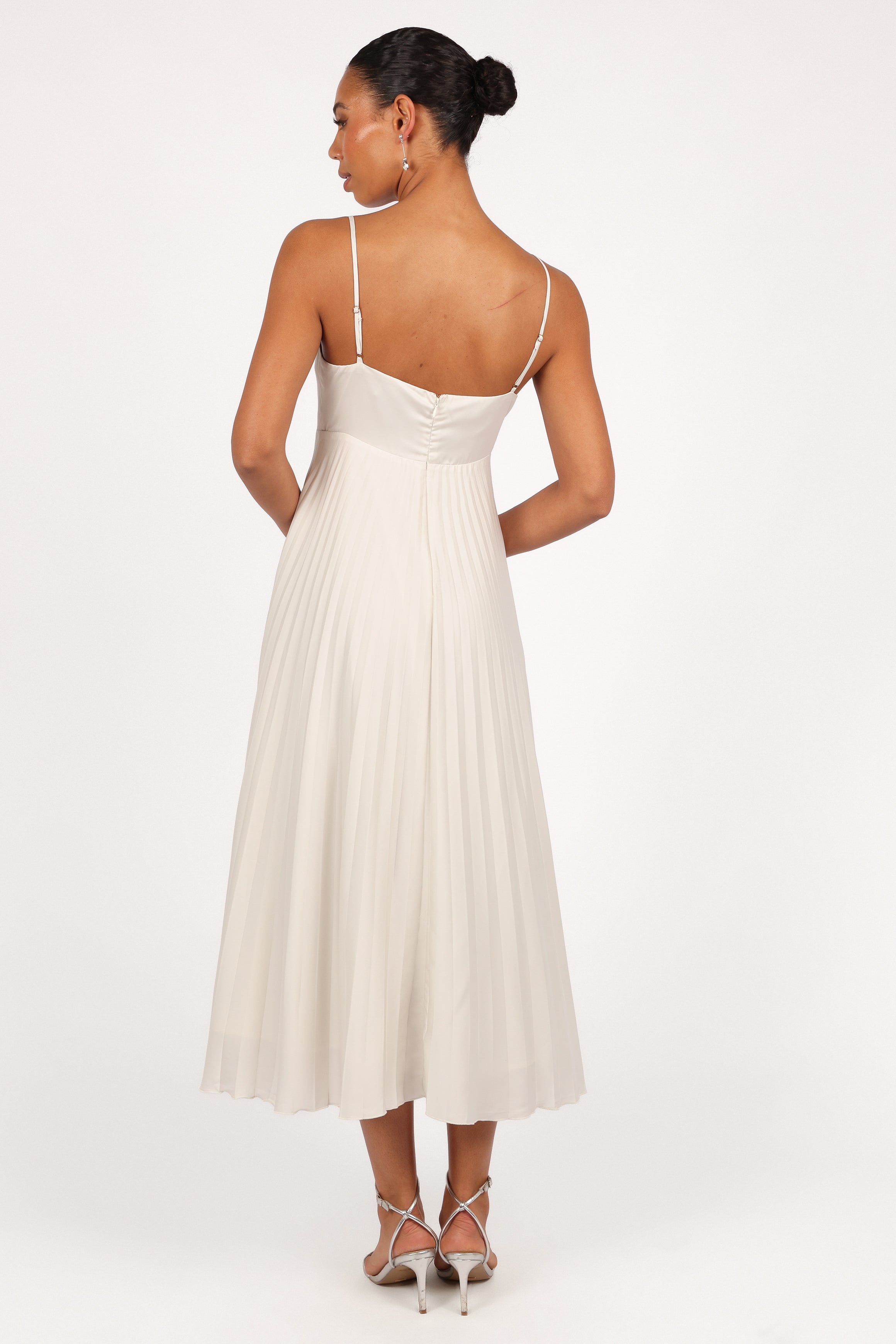 Keegan Maxi Dress - Elegant White Long Flowy Dress for Women | Perfect for Summer, Beach, Weddings & Casual Outings