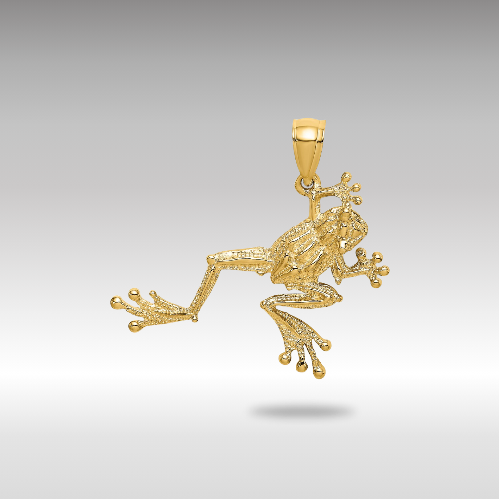 Exquisite Gold Frog Pendant Necklace - Handcrafted Jewelry for Women - Perfect Gift for Nature Lovers & Boho Fashion - Ideal for Parties, Weddings & Everyday Wear
