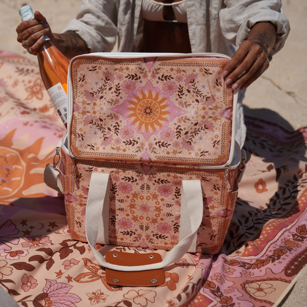 Boho Style Insulated Cooler Bag for Beach Picnics, Camping & Outdoor Adventures - Lightweight & Leakproof
