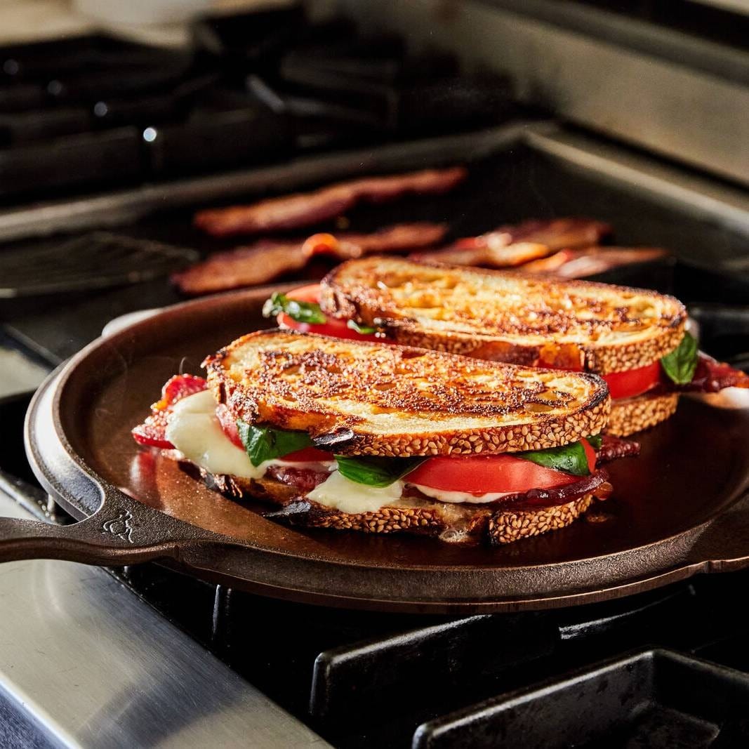 Smithey No. 10 Cast Iron Flat Top Griddle - American Made Premium Cookware - Perfect for Outdoor Camping, BBQ Grilling & Home Kitchen Use