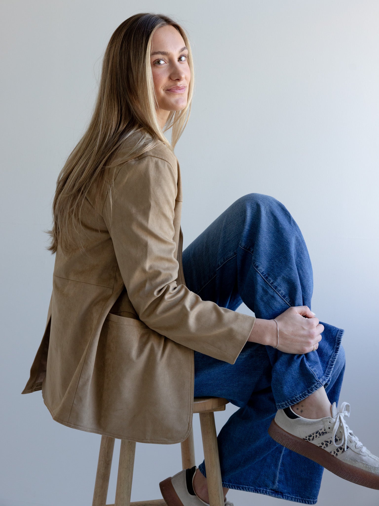 Stylish Maggie Faux Suede Blazer for Women - Elegant Office & Evening Wear - Perfect for Business Meetings, Date Nights & Special Occasions
