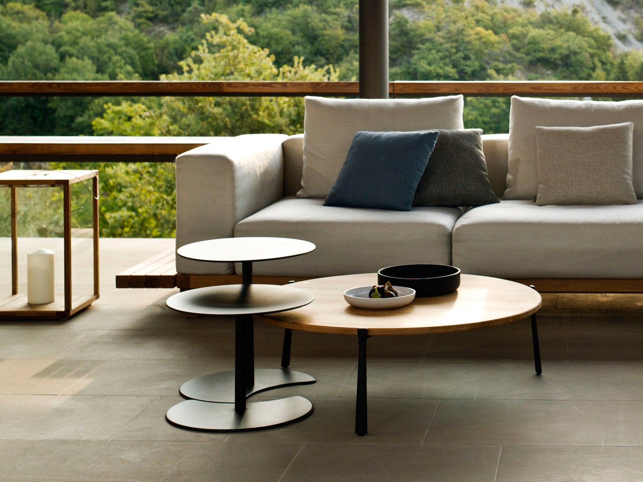 Drops Table - Modern and Stylish Dining Table for Home & Office | Perfect for Small Spaces, Apartments, and Dining Rooms