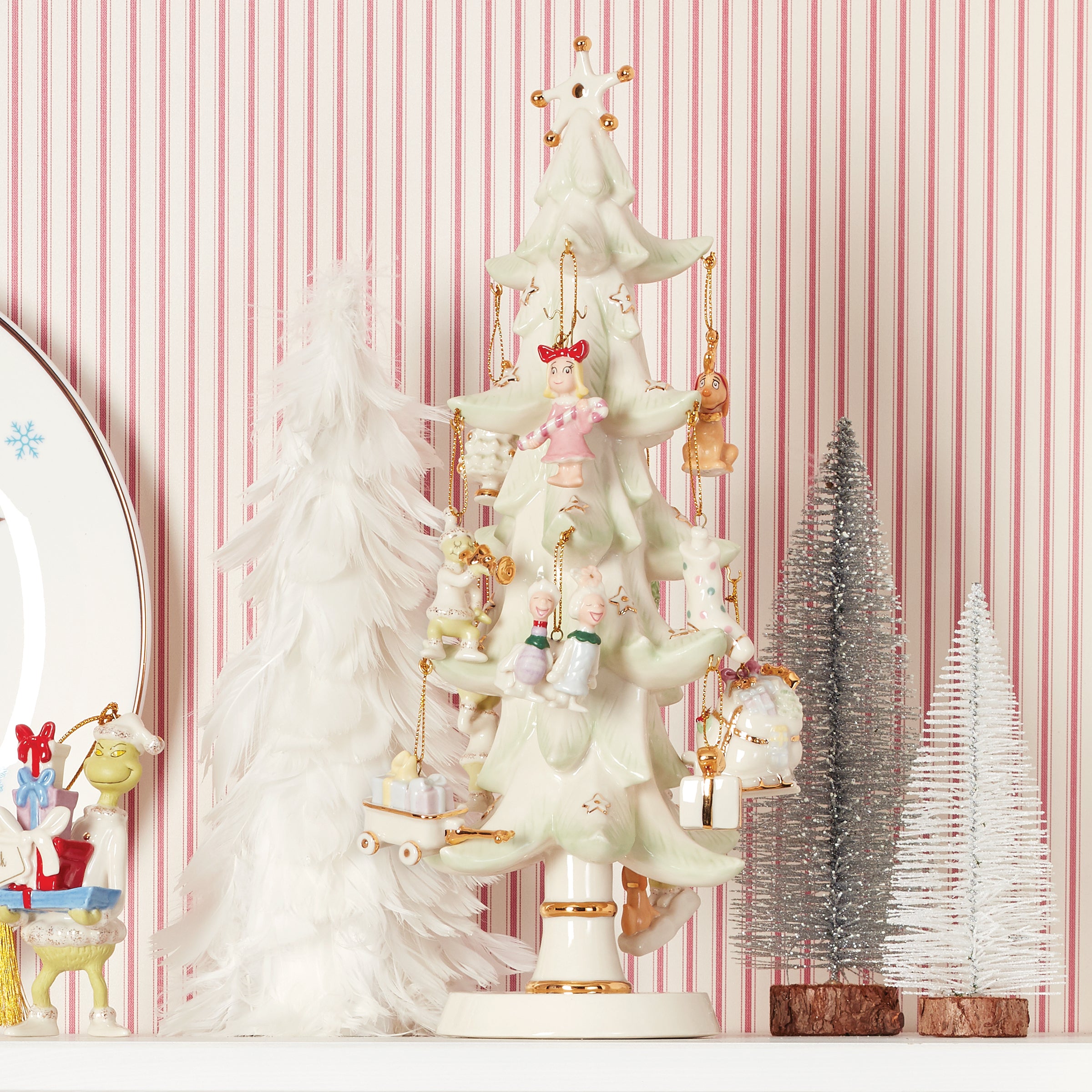 The Grinch Stole Christmas 12-Piece Ornament Set - Whoville Holiday Decor for Tree, Mantel & Gift Giving