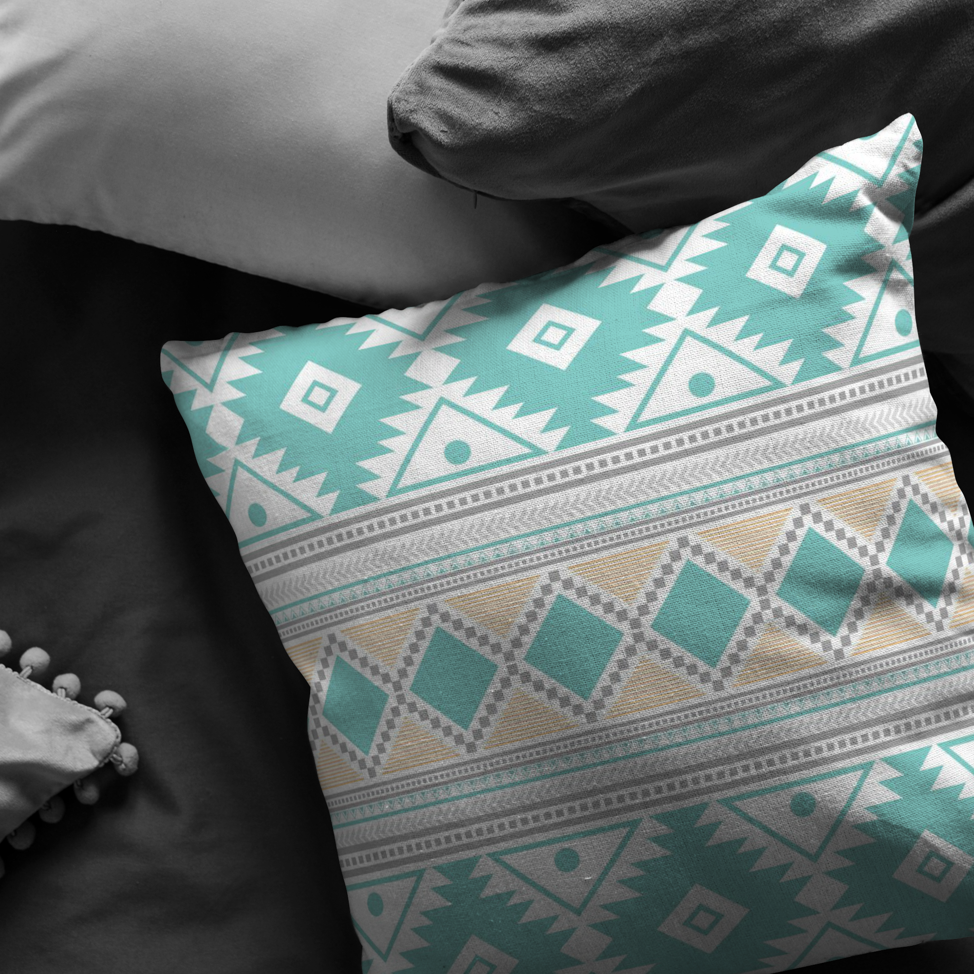Southwestern Accent Pillow - Decorative Throw Pillow for Couch, Bed & Sofa - Boho Home Decor for Living Room & Bedroom