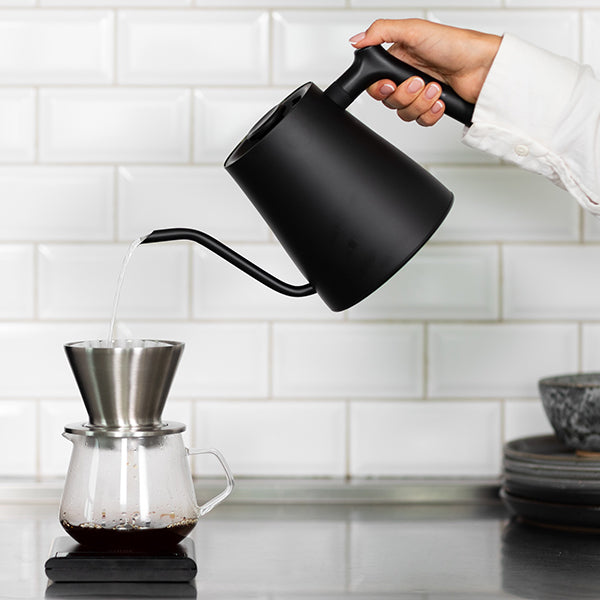 Varia Aura Electric Gooseneck Kettle - Fast Boiling, Precise Pouring for Coffee & Tea - Perfect for Home, Office & Specialty Brewing