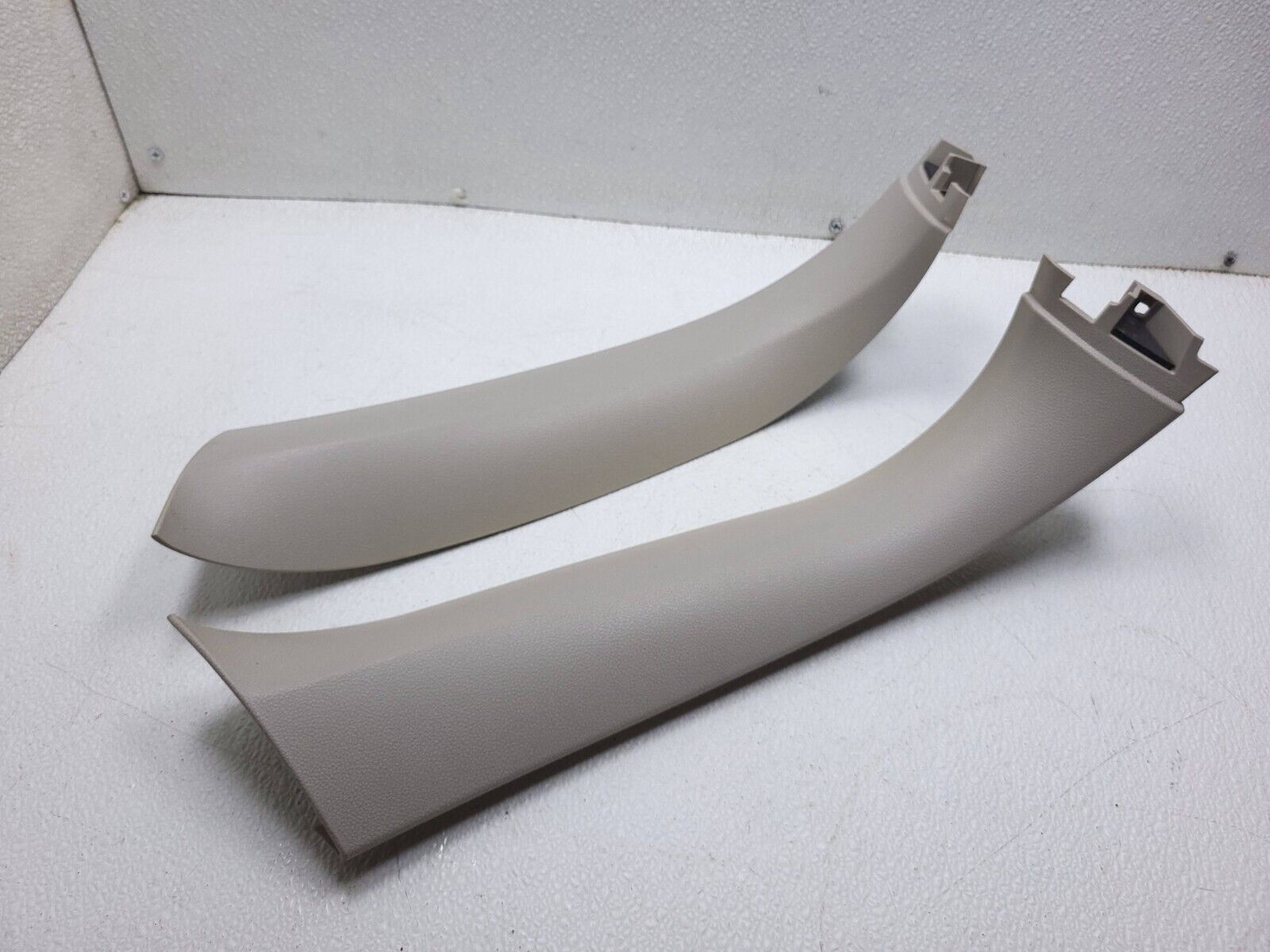 06-11 Mercedes ML500 Rear Trunk Lid Liftgate Trim Cover Pair - OEM Replacement Parts for Cargo Protection & Style Enhancement | Perfect for Car Restoration & Maintenance