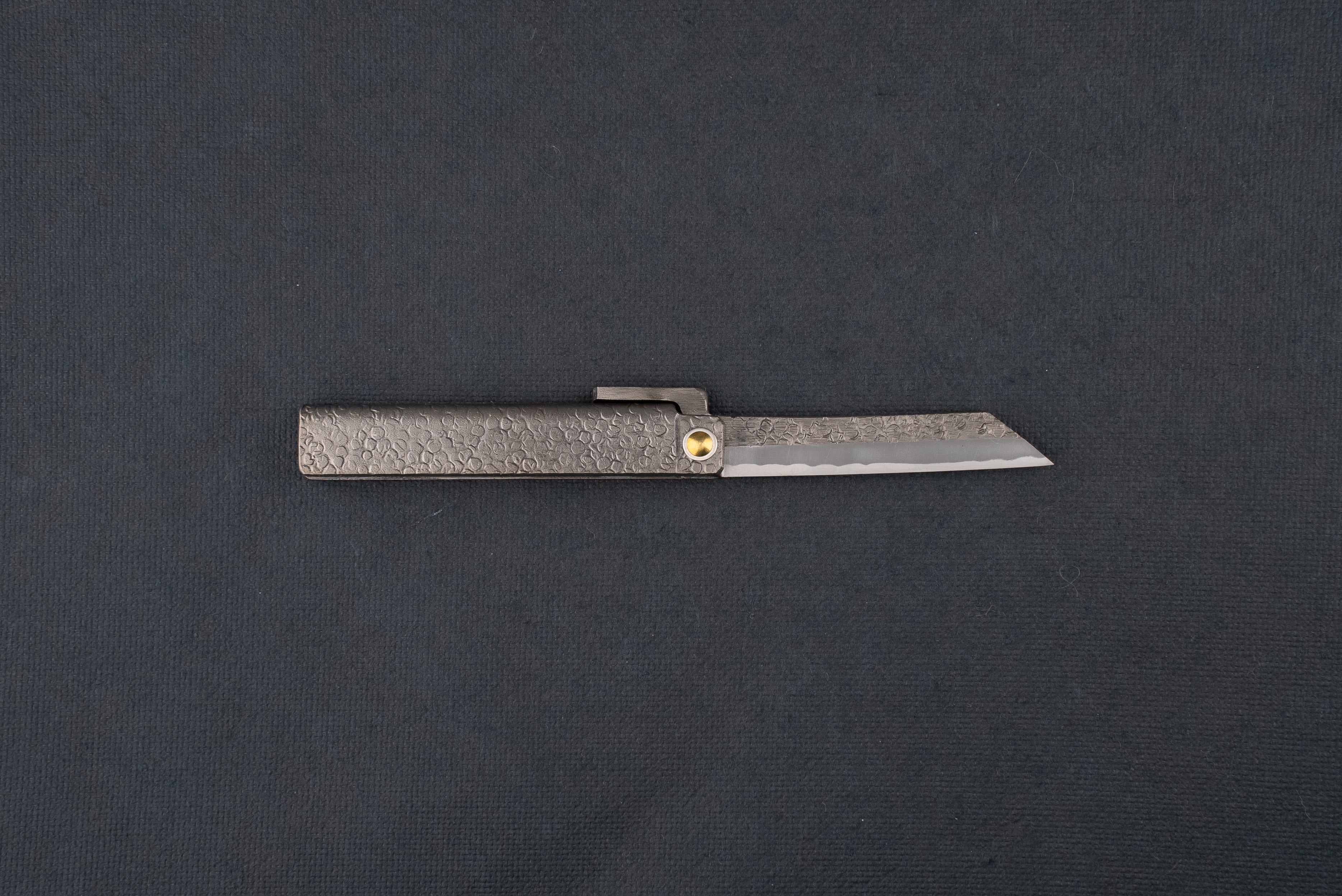 Osamu Tomita Shirogami Kurouchi Tsuchime Higo Knife - Japanese Handcrafted Carbon Steel Chef Knife for Sushi, Sashimi & Meat Cutting - Perfect for Professional Chefs & Home Cooking