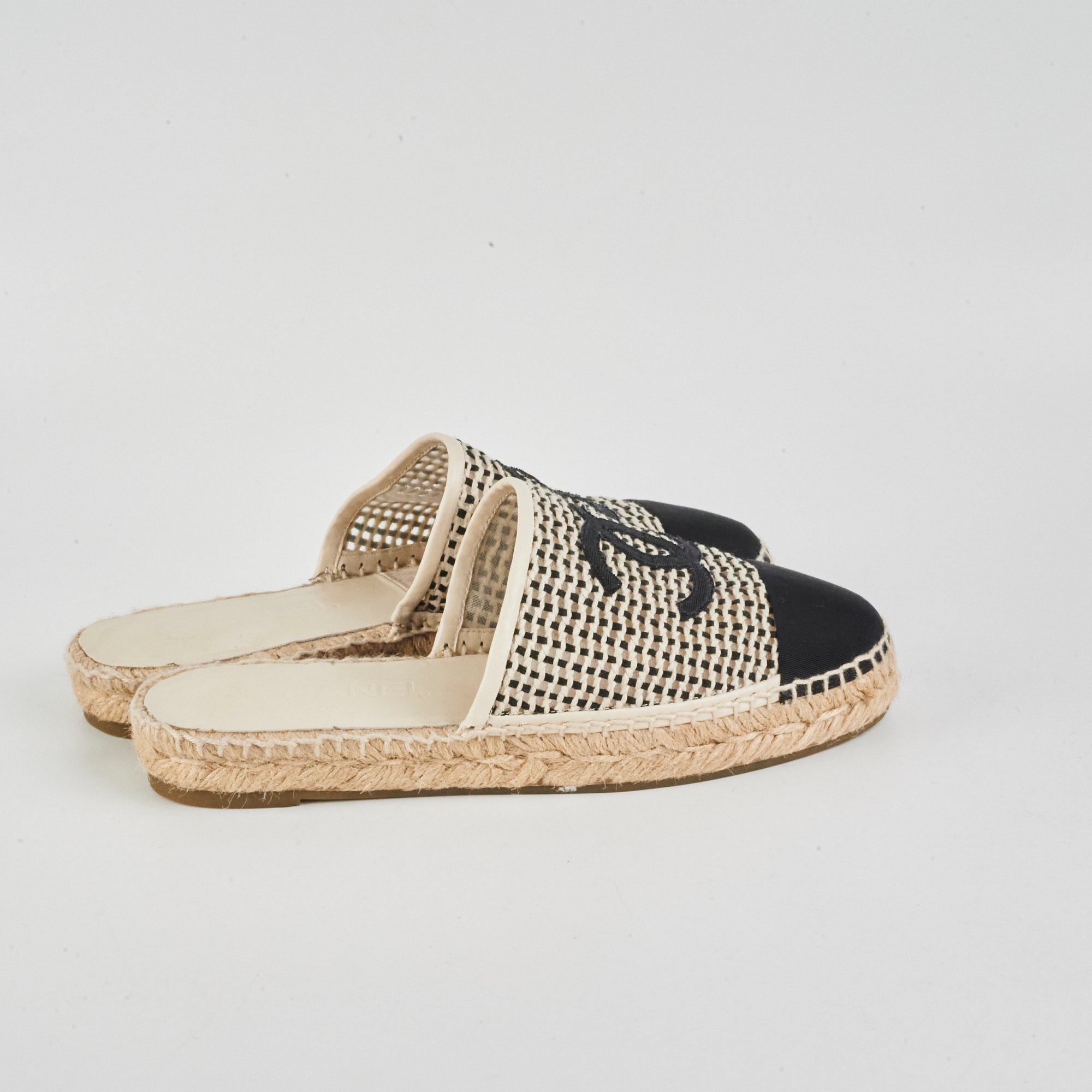 Chanel CC Logo Espadrille Flap Shoes Women's Size 37 - Perfect for Summer Outfits, Beach Vacations & Casual Chic Style