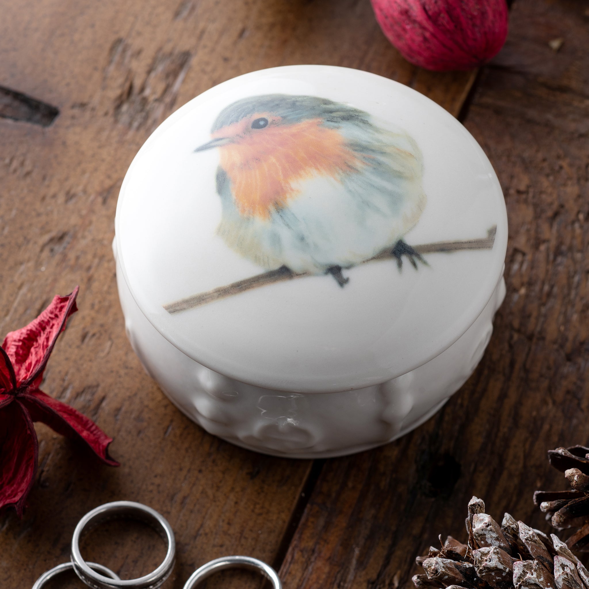 Belleek Classic Robin Trinket Box - Handcrafted Porcelain Jewelry Storage for Home Decor & Gift Giving