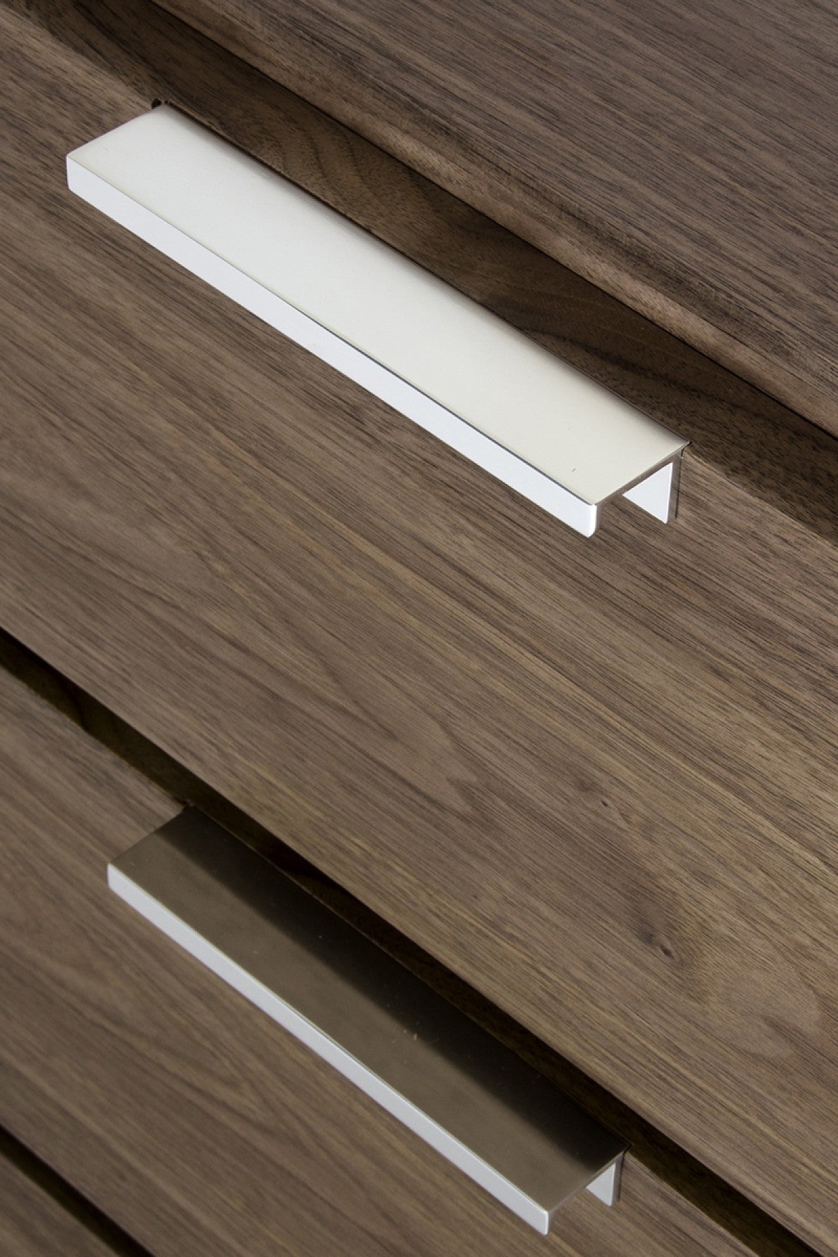Lauren 6-Drawer Dresser - Modern Wooden Chest of Drawers for Bedroom, Living Room & Closet Storage Organization