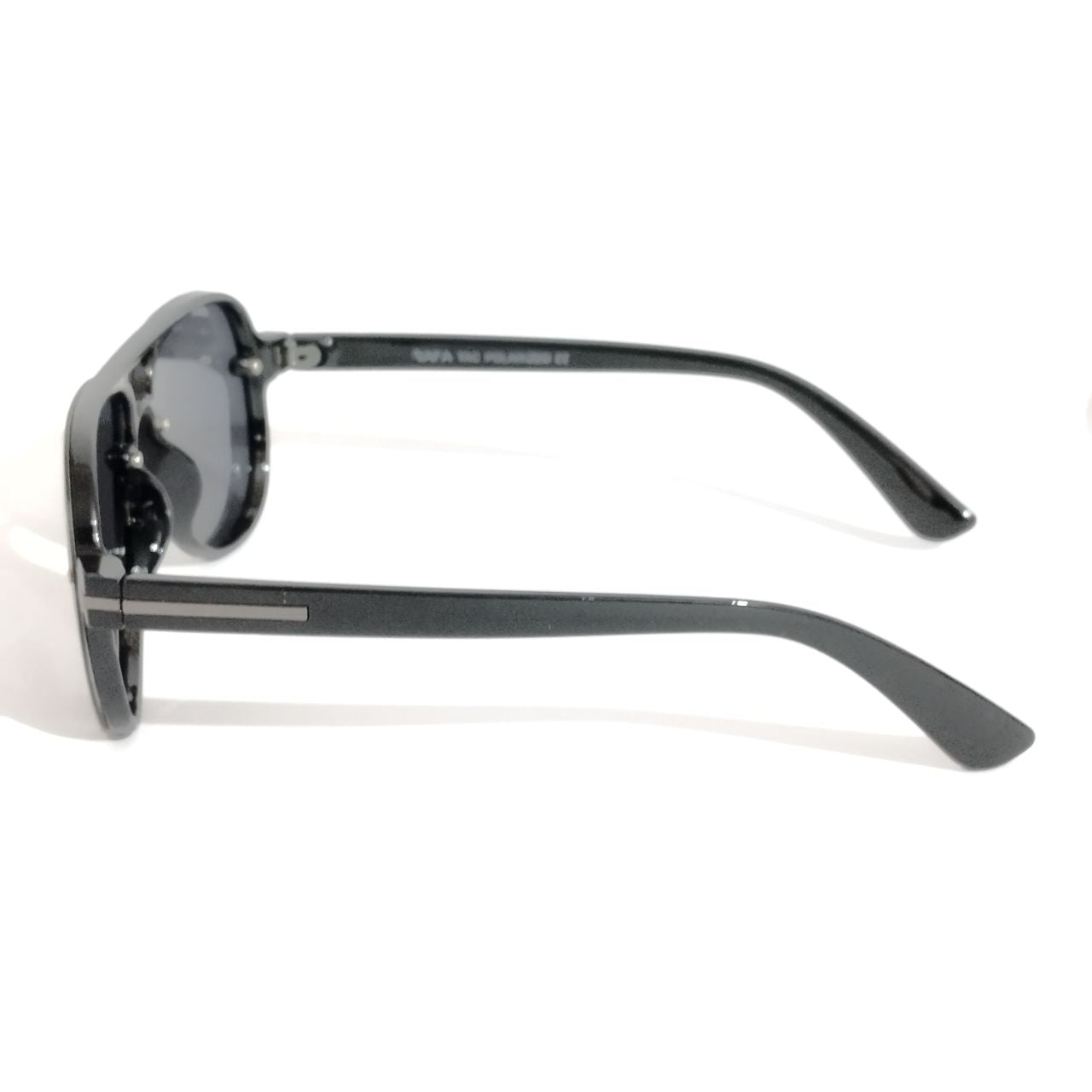 Pilot Shape Polarized Sunglasses for Teens - UV Protection Aviator Style Sunglasses for Boys & Girls - Perfect for Driving, Beach, and Outdoor Activities