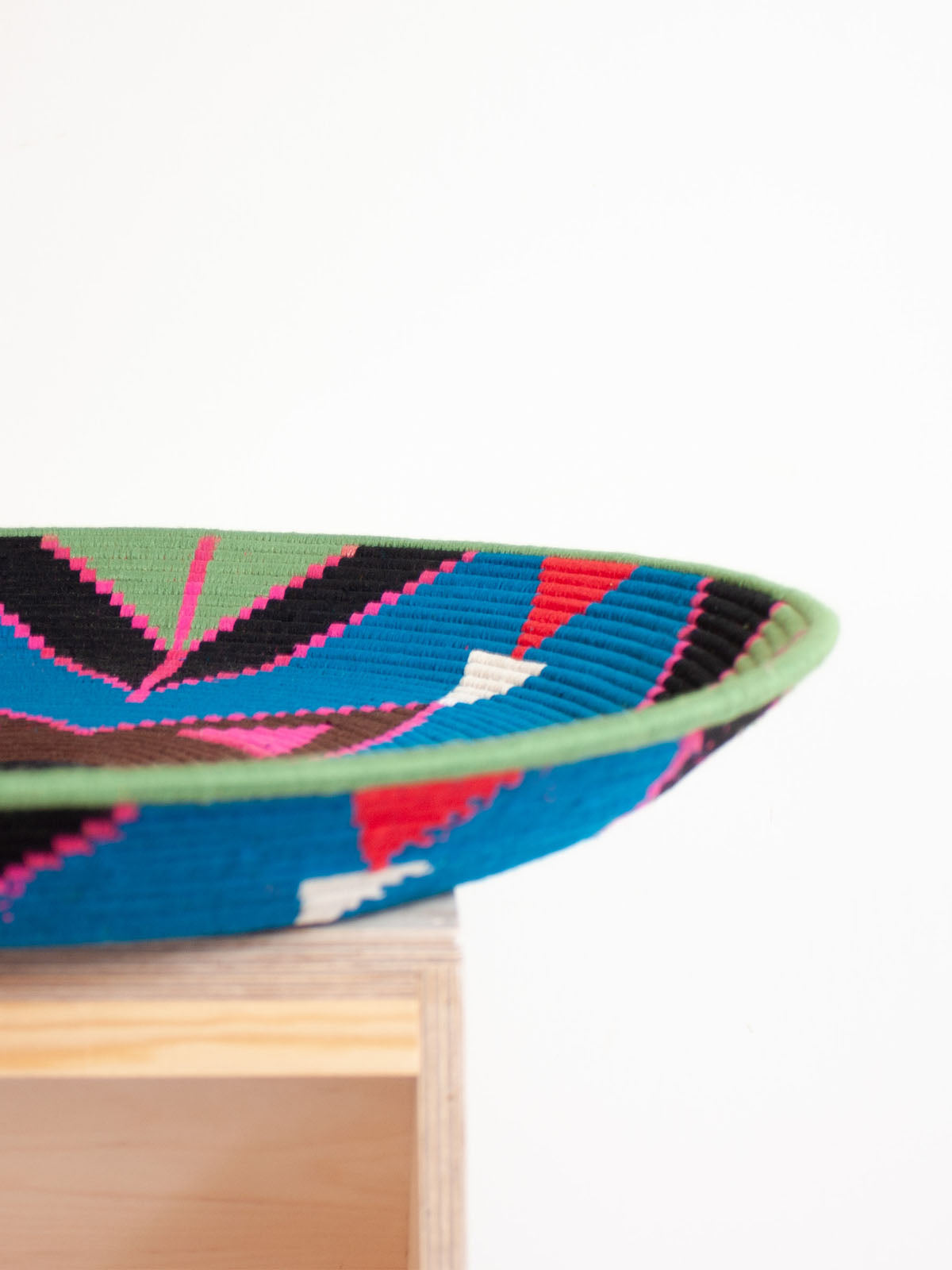 Handmade Moroccan Wool Plate No.142 - Authentic Berber Decorative Tray for Home Decor, Gift Giving & Cultural Display | Perfect for Wall Art, Table Centerpiece & Ethnic Home Accessories