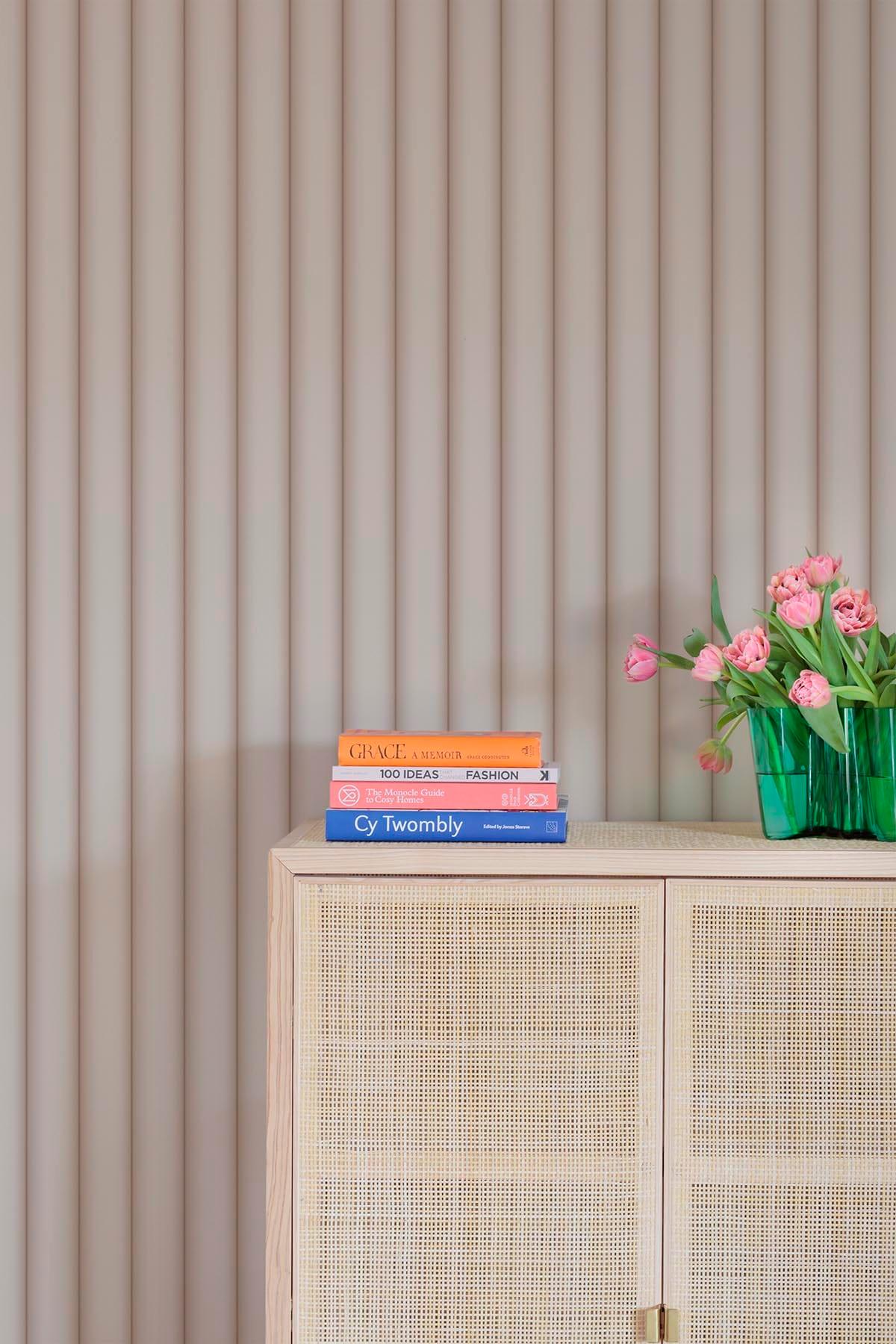 Modern 3D Curved Wall Panels - Textured Nude Finish for Home & Office Decor - Perfect for Living Rooms, Bedrooms, and Commercial Spaces