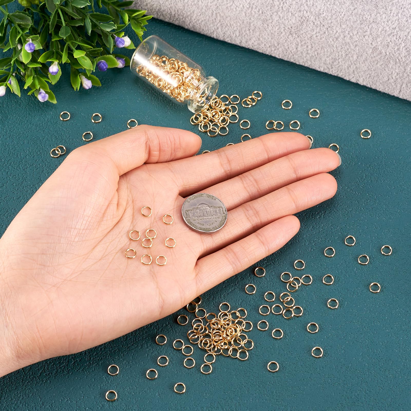 Craftdady 500Pcs 5mm Gold Stainless Steel Split Rings - Double Loop Jump Rings for Jewelry Making, Keychains, DIY Crafts & Charms - Perfect for Necklaces, Bracelets, Earrings & Handmade Gifts