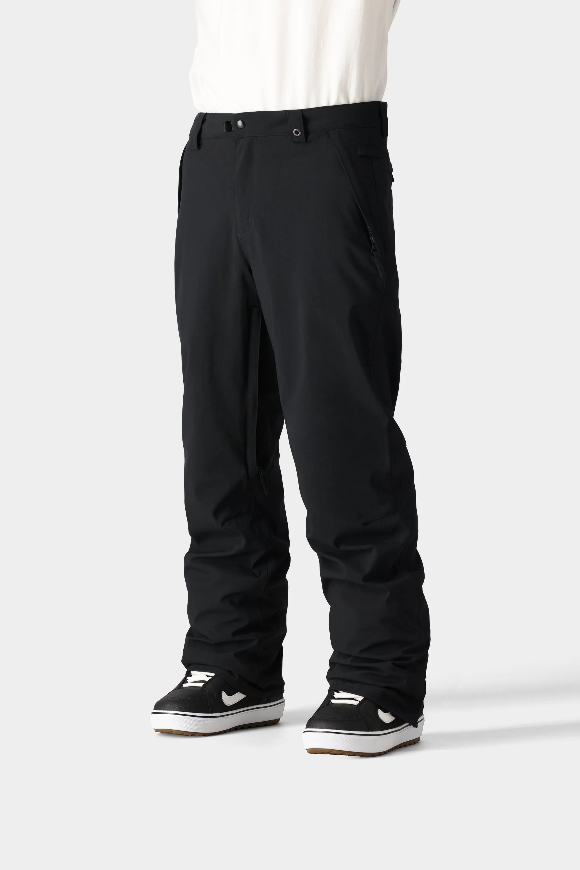 686 Standard Pant Snowpants 2025 - Waterproof Insulated Ski Pants for Men & Women - Black - Perfect for Snowboarding, Skiing & Winter Outdoor Activities
