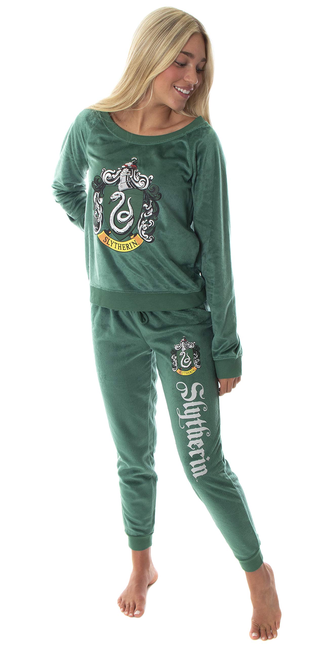 Harry Potter Hogwarts Castle House Crest Fleece Jogger Pajama Set for Kids - Gryffindor, Slytherin, Hufflepuff & Ravenclaw Styles | Cozy Sleepwear for Movie Nights & Themed Birthday Parties