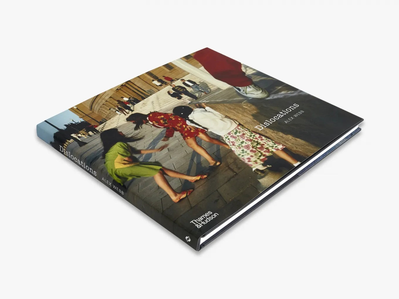 Alex Webb: Dislocations - Award-Winning Photography Book | Stunning Visual Stories | Perfect for Art Lovers & Collectors | Great Gift for Photographers & Travel Enthusiasts