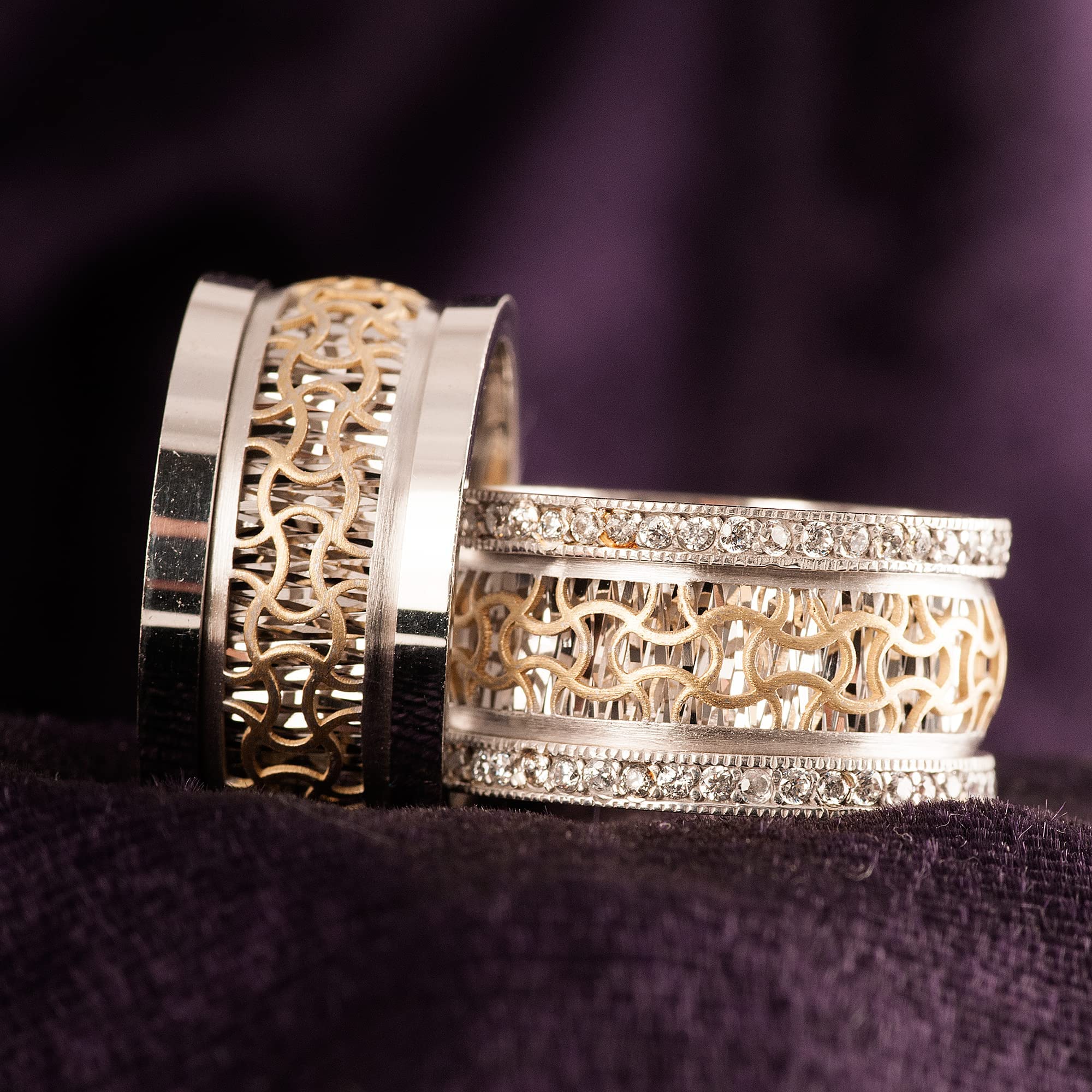 14K Gold Plated Wedding Ring Set - Matching Couple Bands for Men & Women, Personalized Engraved Silver Wedding Rings - Perfect for Anniversaries, Engagements and Romantic Gifts