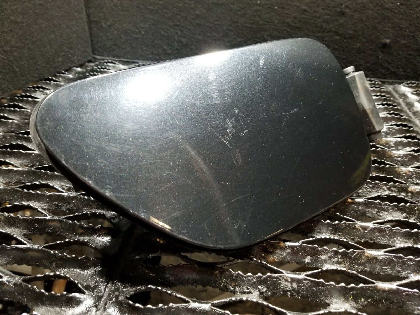 2006-2010 BMW 650i E63 OEM Fuel Door Lid Filler Replacement Part - Perfect for Car Repair & Maintenance