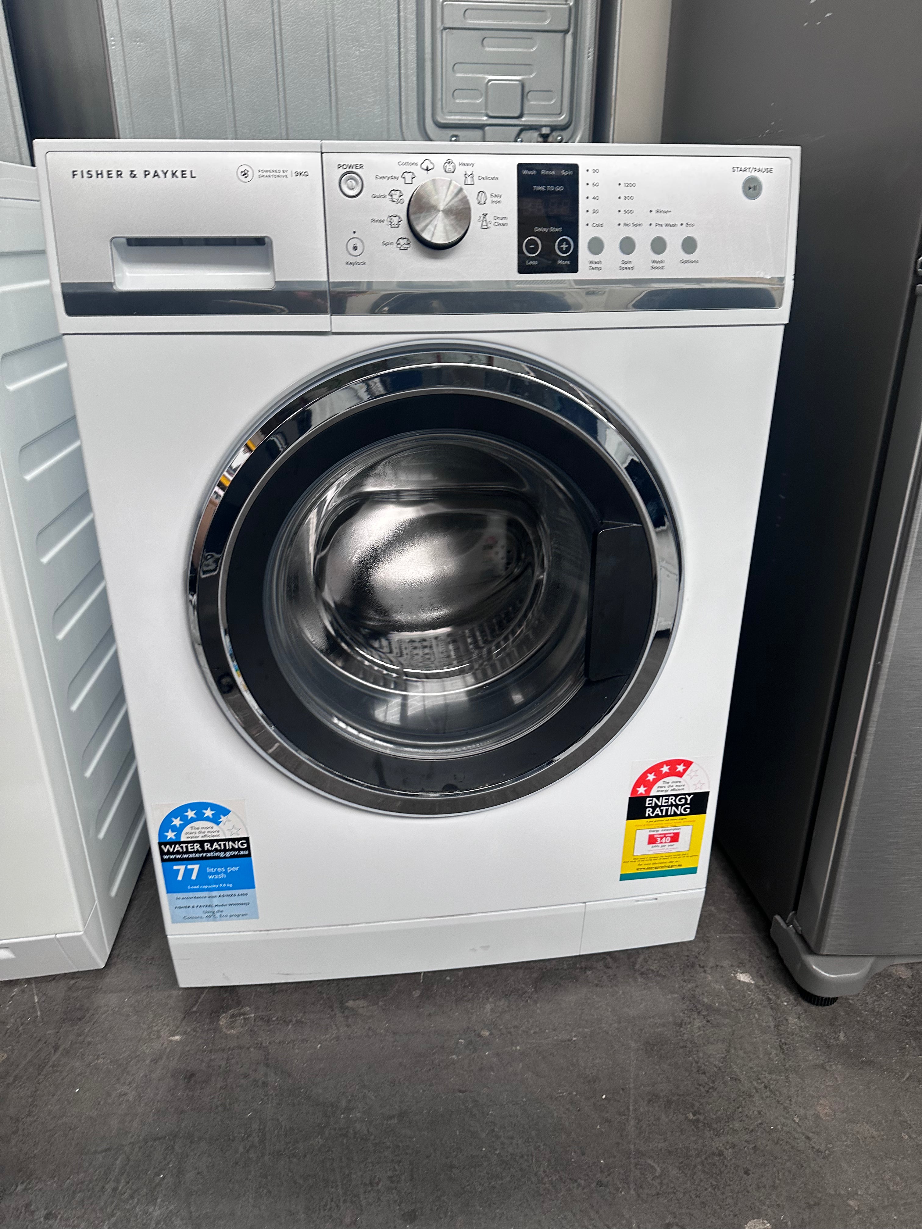 Fisher & Paykel WH9060J3 Series 3 9kg Front Load Washing Machine (Factory Second) - Perfect for Apartments, Laundromats & Small Homes