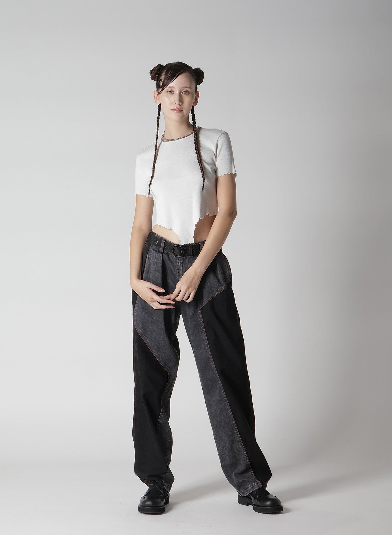 Distressed Crushed Rib Stitch T-Shirt with Raw Hem | Trendy Vintage Style for Casual Wear & Street Fashion