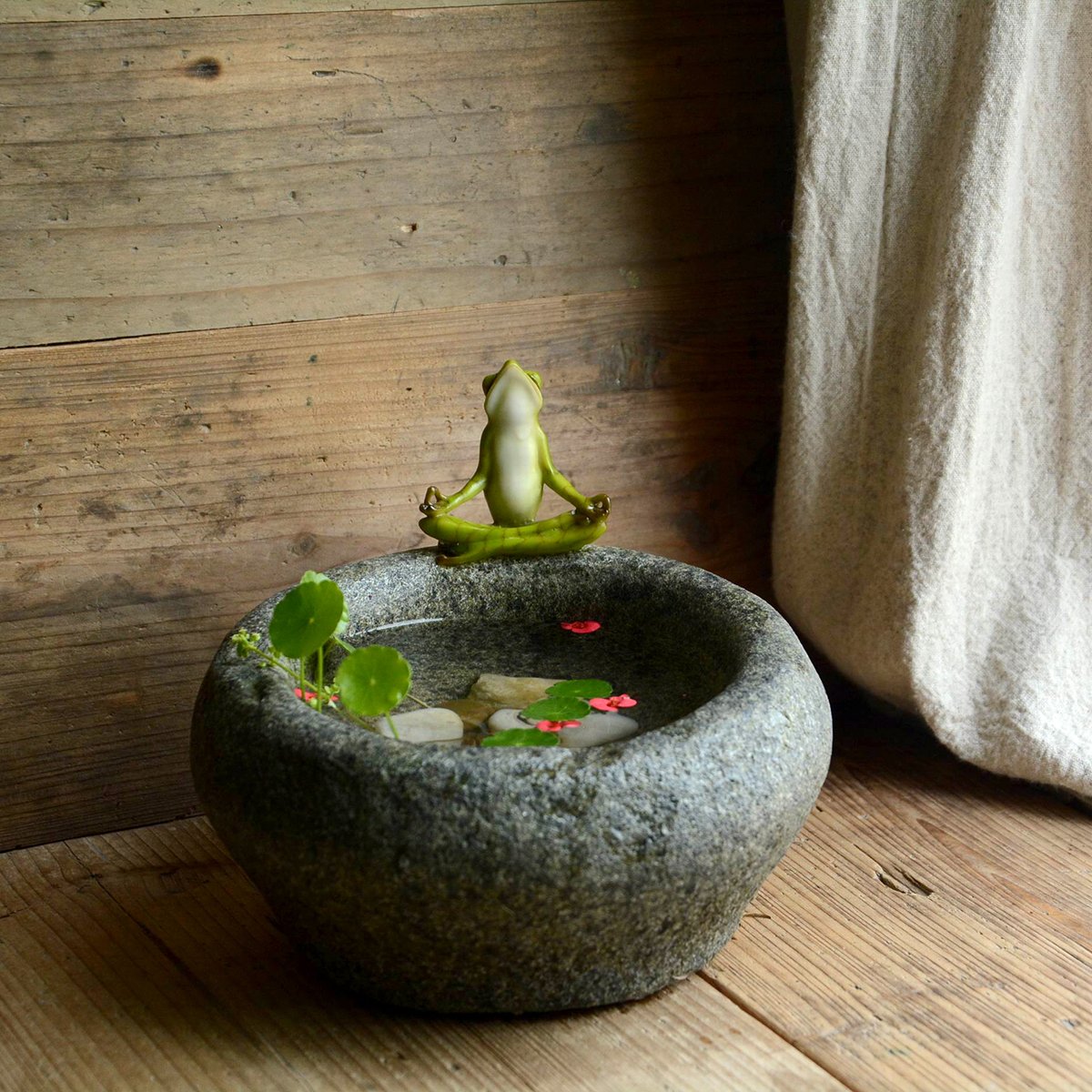Premium Garden Frog Meditating on Large Stone Flower Pot Planter - Zen Decor for Outdoor Garden, Patio & Yard - Perfect for Meditation Spaces & Landscape Design
