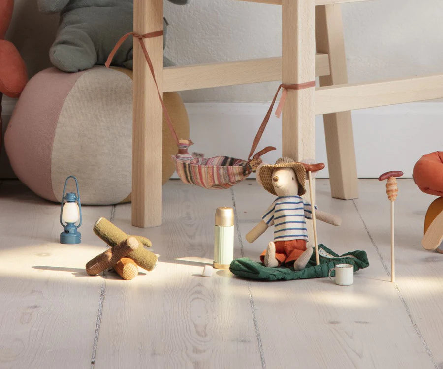 Maileg Bonfire Set - Miniature Camping Toys for Kids, Pretend Play & Collectible Dollhouse Accessories - Perfect for Indoor & Outdoor Adventures, Storytelling & Imaginative Play