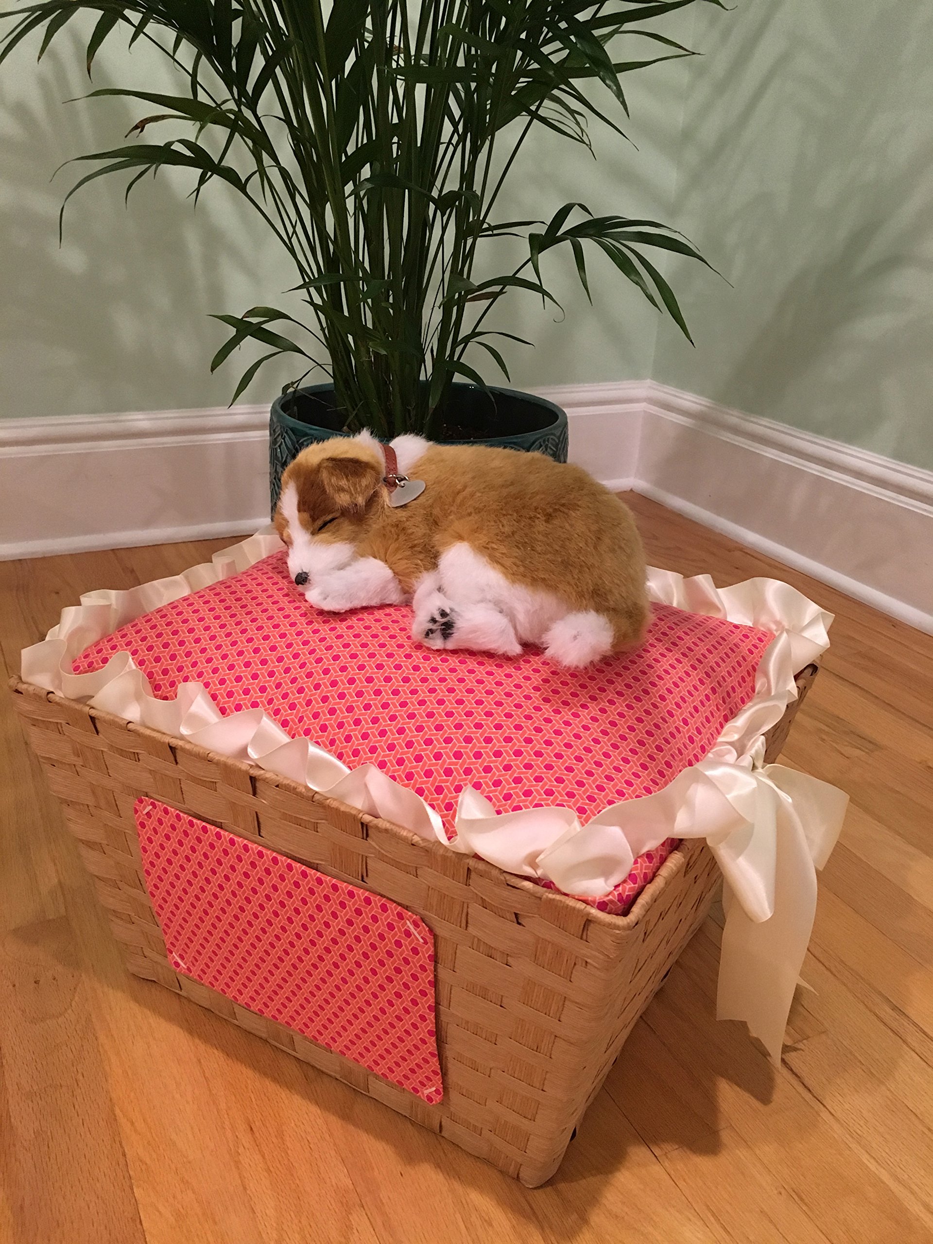 Premium Soft Pet Bed for Cats & Small Dogs - Cozy & Washable - Perfect for Indoor Napping & Lounging