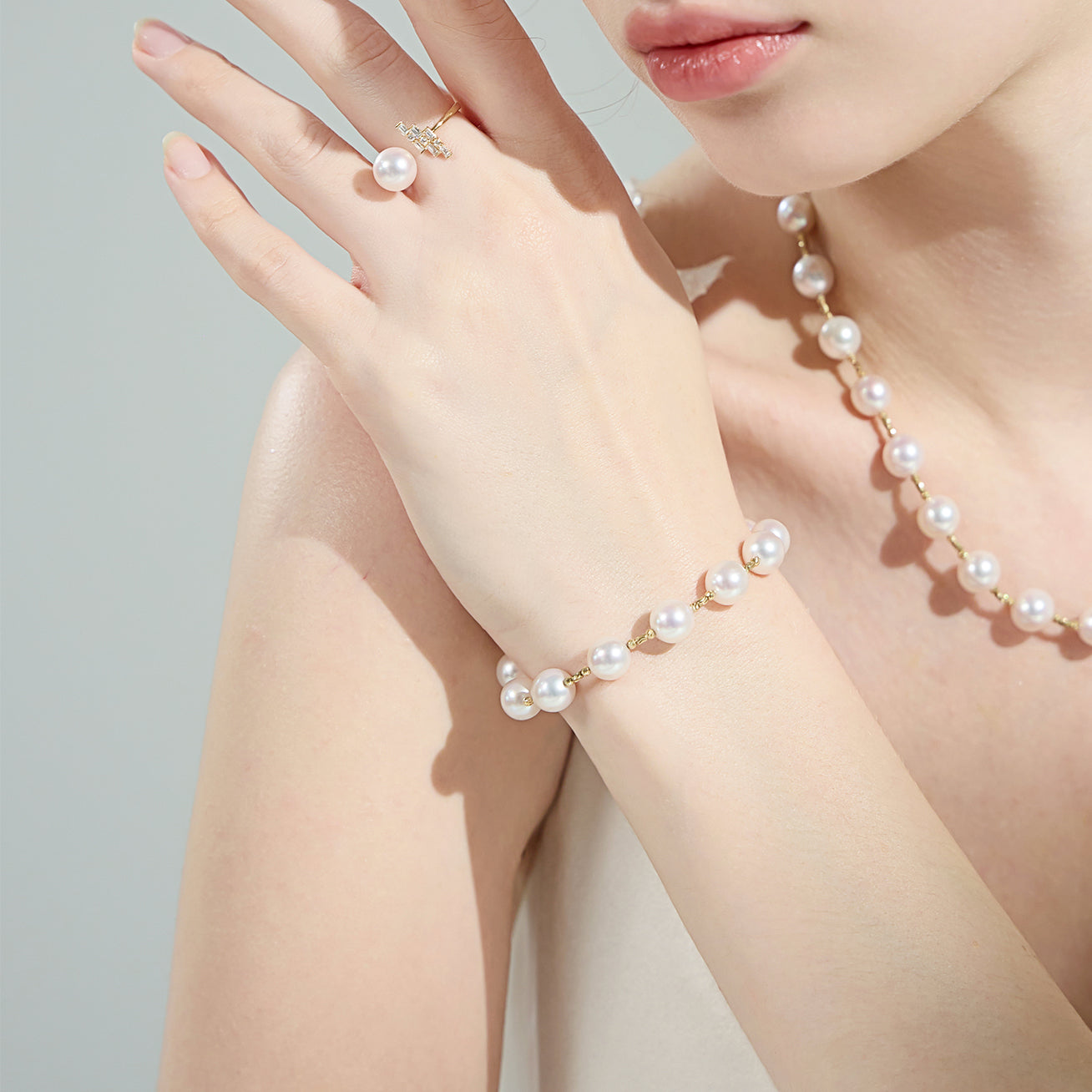 18K Solid Gold Akoya Pearl Bracelet for Women - Elegant Luxury Jewelry Gift (KB00031) | Perfect for Weddings, Anniversaries & Special Occasions