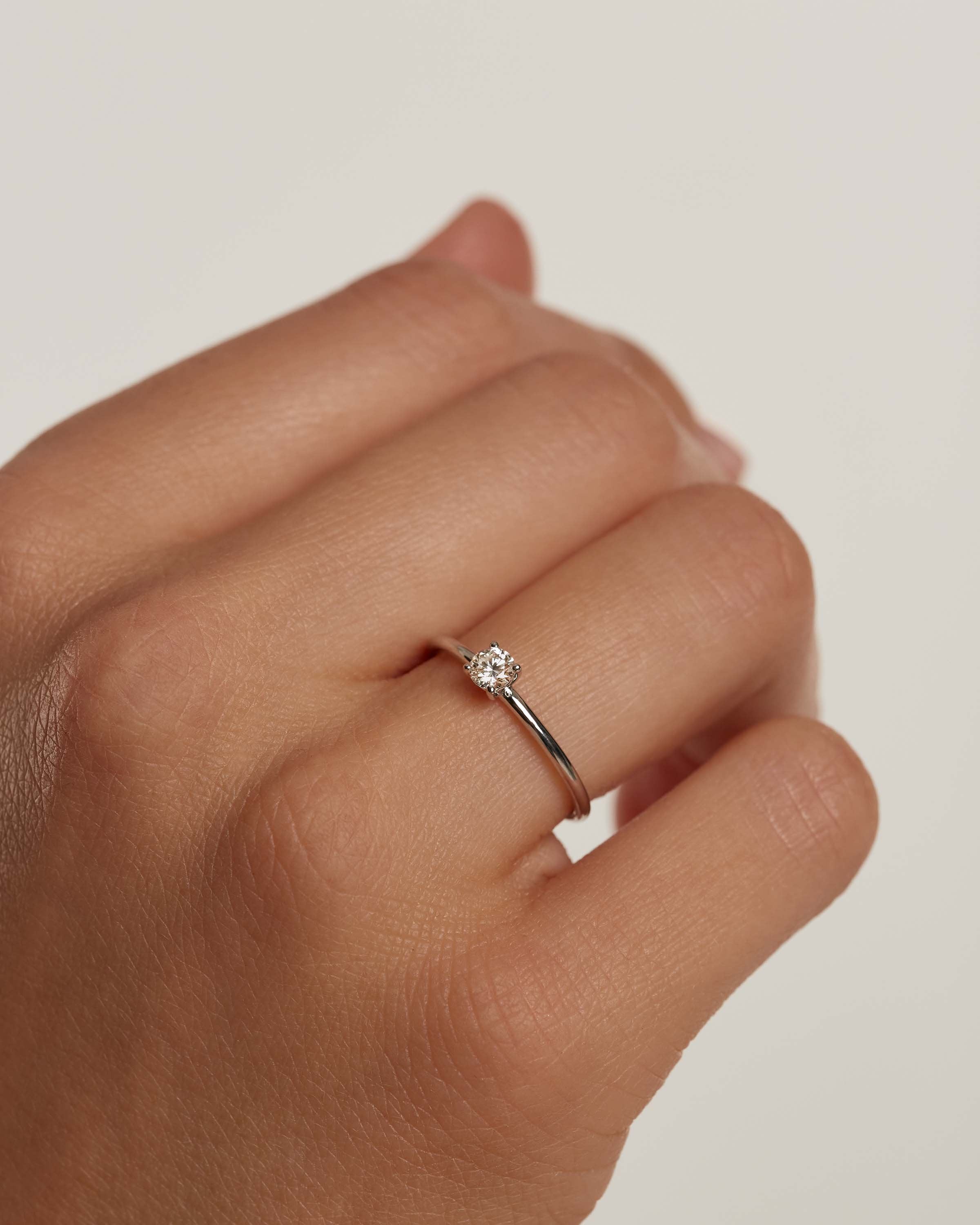 Elegant Solitaire Diamond Ring in 14K White Gold - Perfect for Engagement, Wedding & Anniversary Gifts
