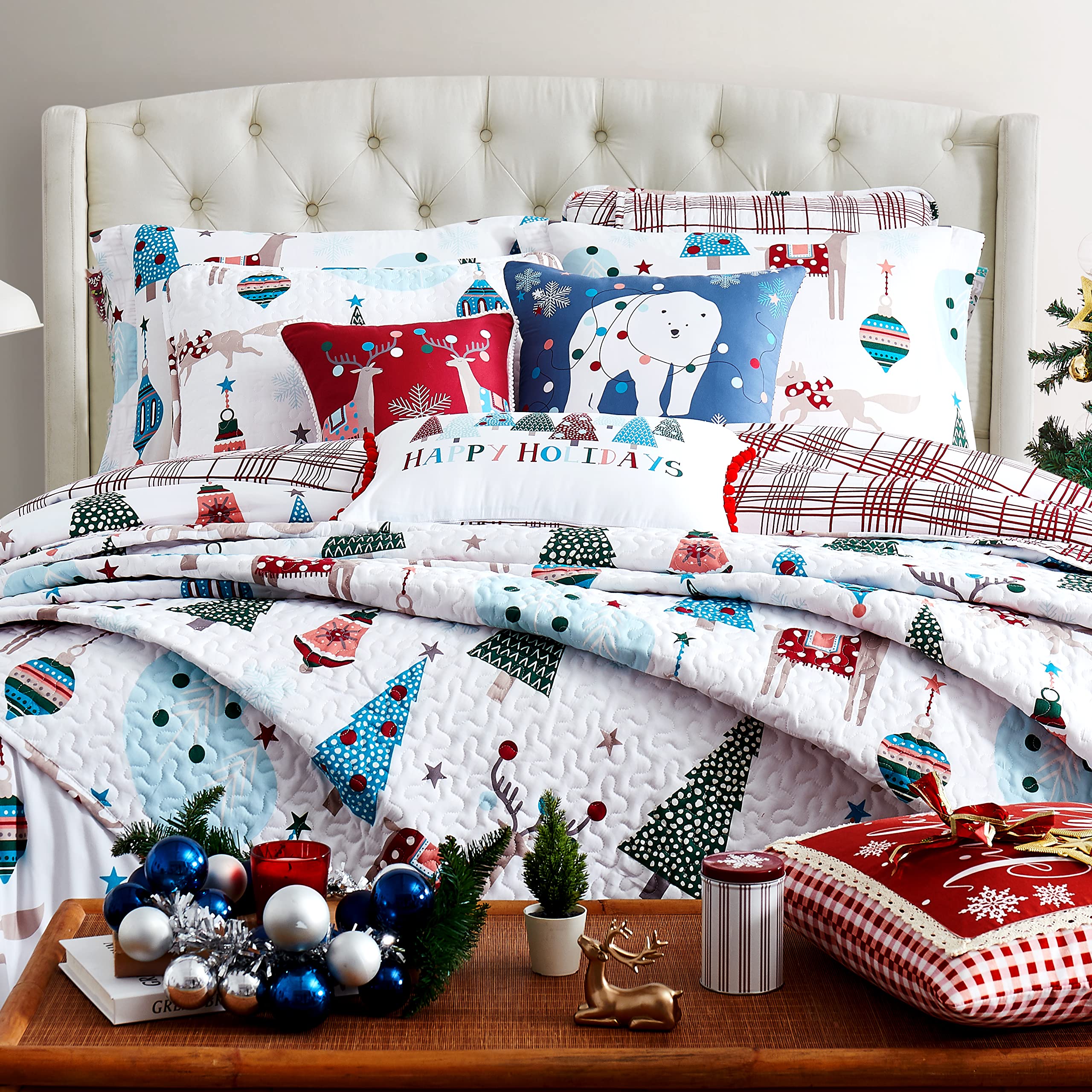 Southshore Fine Living Winter Wonderland Christmas Comforter Set - Twin Size 5-Piece Holiday Bedding with Shams & Throw Pillows, Reversible Red Plaid Bedspread Featuring Cute Trees & Reindeer | Perfect for Festive Bedroom Decor and Cozy Winter Nights