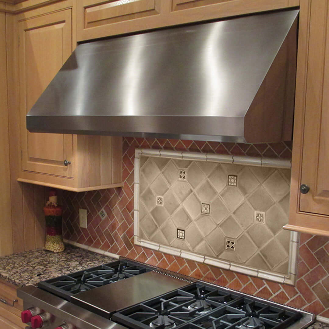 Faber Maestrale 10 Wall Mount Range Hood - Stainless Steel Kitchen Vent Hood with Multiple Size Options | Perfect for Modern Home Kitchens & Restaurant Style Cooking