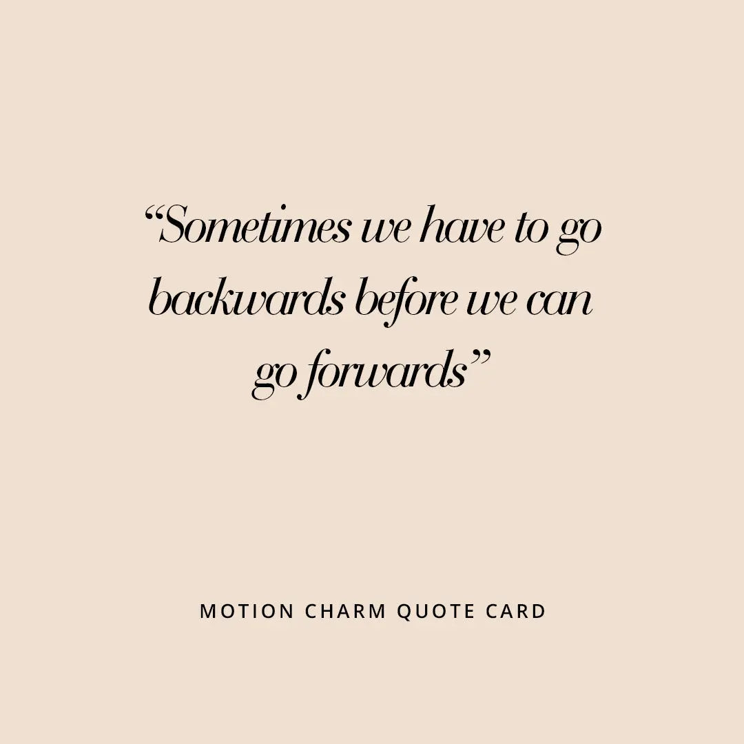 Motion Arrow Charm Pendant Necklace - Elegant Arrow Jewelry for Women - Perfect for Everyday Wear, Gifts & Special Occasions