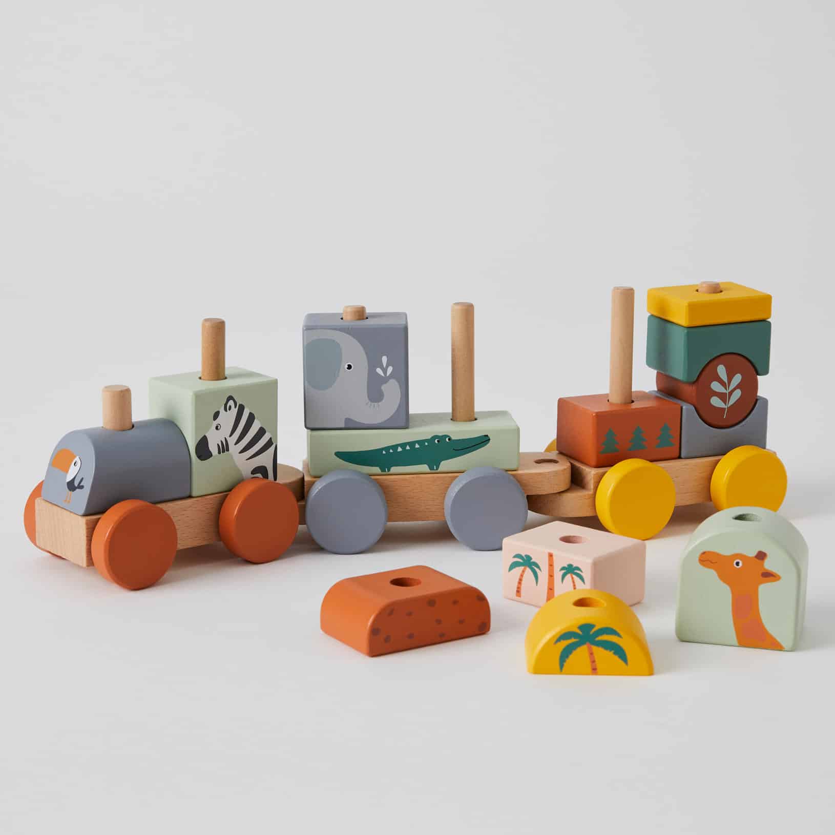 Wooden Jungle Animals Safari Train Set - Kids Toy for Imaginative Play, Learning & Room Decor - Perfect for Birthday Gifts & Preschool Education