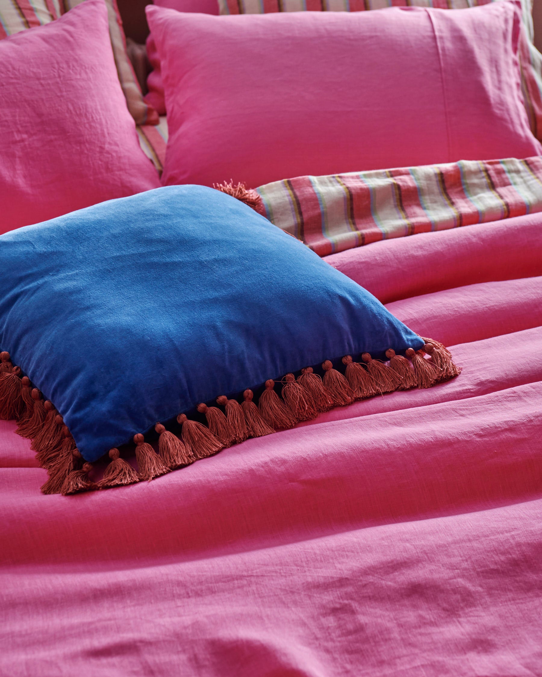 Premium Aurora Pink Linen Pillowcases - Soft & Breathable 100% Flax Linen Bedding Set (Standard/Queen/King) for Comfortable Sleep & Home Decor