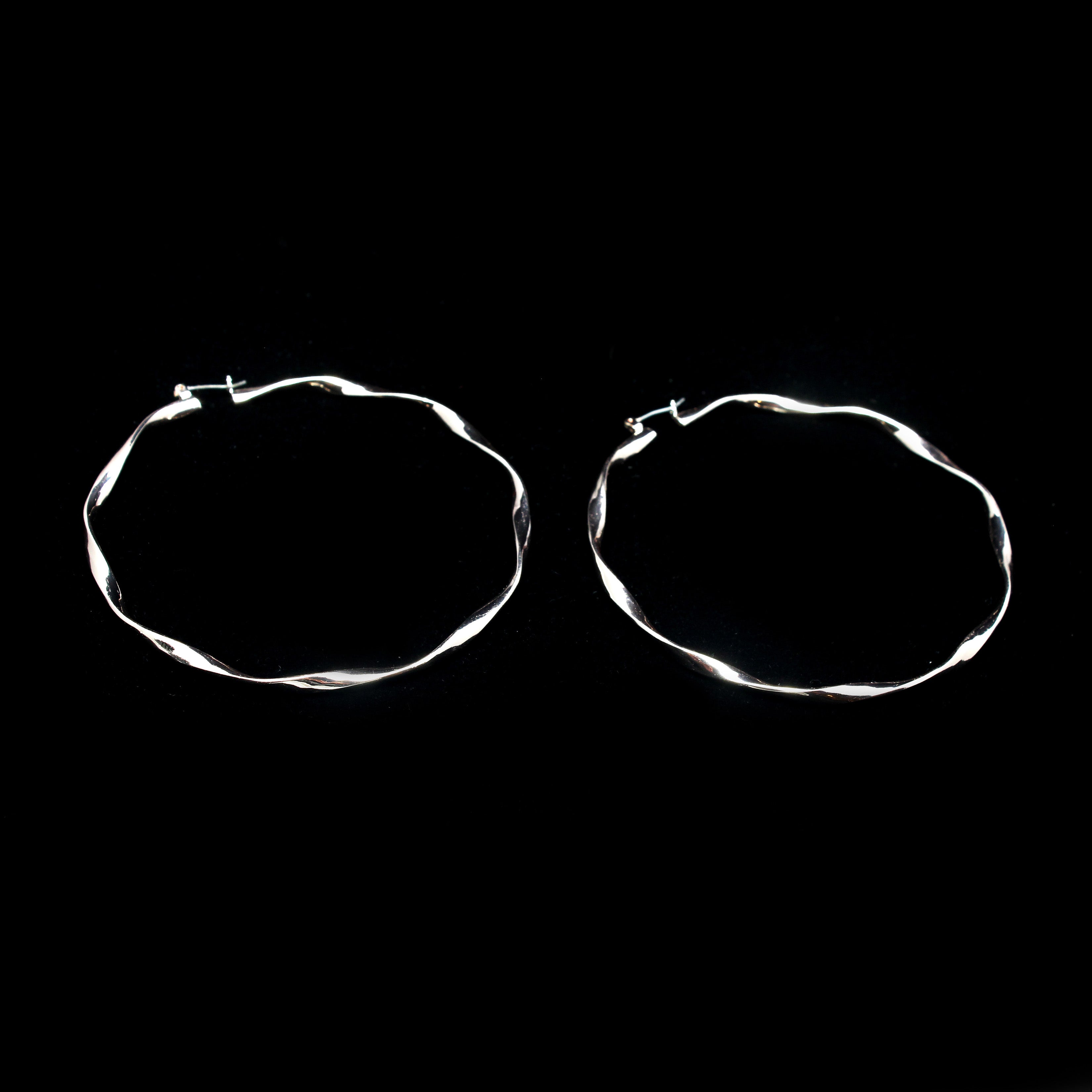Stylish Large Hoop Earrings for Women - 925 Sterling Silver Chunky Hoops - Trendy Statement Jewelry for Everyday Wear & Special Occasions