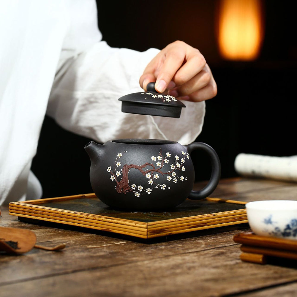 Premium Yixing Black Clay Xi Shi Teapot with Plum Blossom Design - Authentic Chinese Purple Clay Teapot for Gongfu Tea Ceremony, Oolong & Pu-erh Brewing - Perfect Gift for Tea Lovers & Collectors
