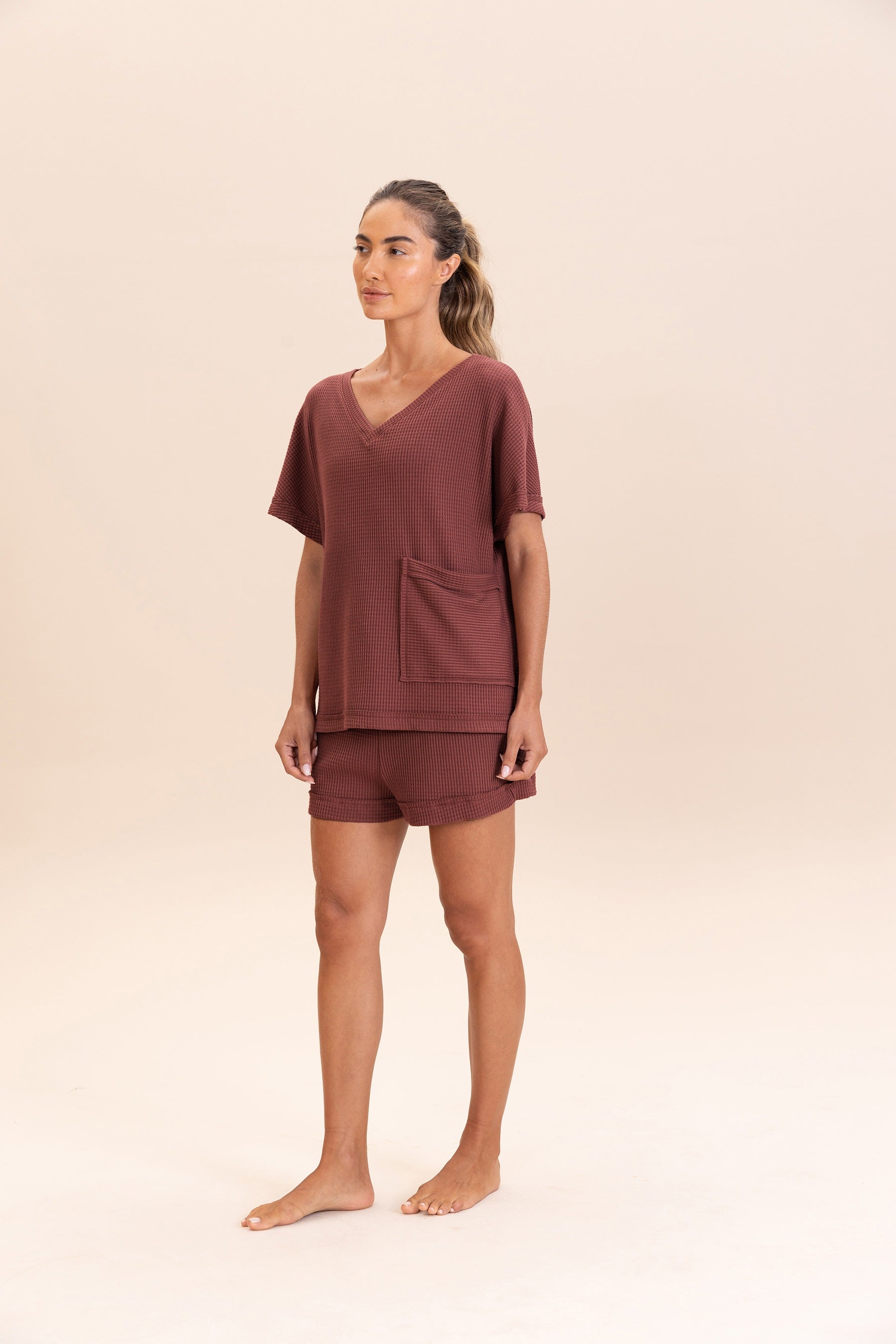 Cozy V-Neck Oversized Sweater for Women - Soft & Warm Knit Pullover - Perfect for Fall, Winter & Casual Outfits
