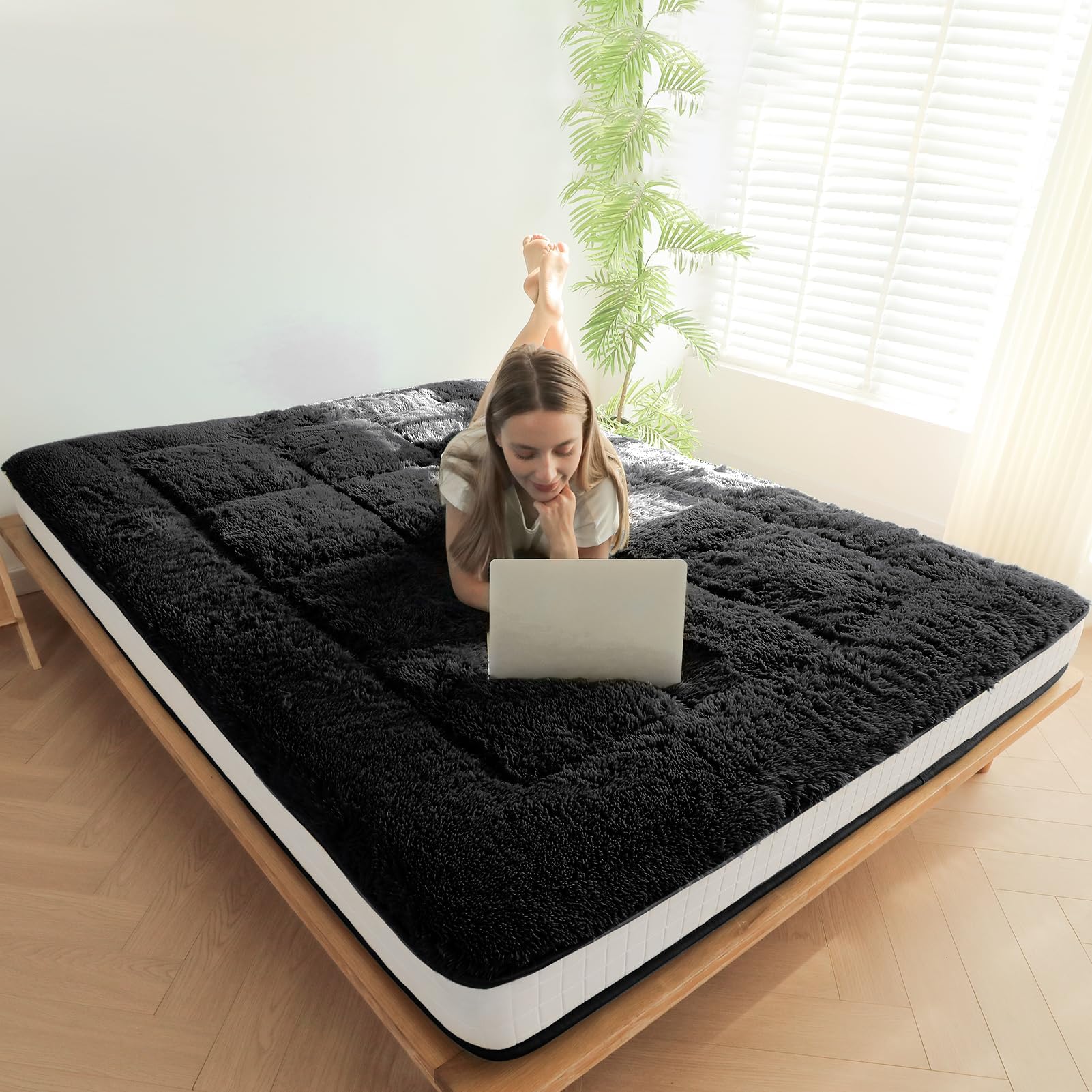 MAXYOYO 6 Inch Extra Thick Fluffy Floor Futon Mattress - Queen Size Plush Japanese Floor Mattress for Adults | Soft Portable Bed for Bedroom, Guest Room, RV & Camping | Machine Washable Black Futon for Cozy Sleeping & Lounging